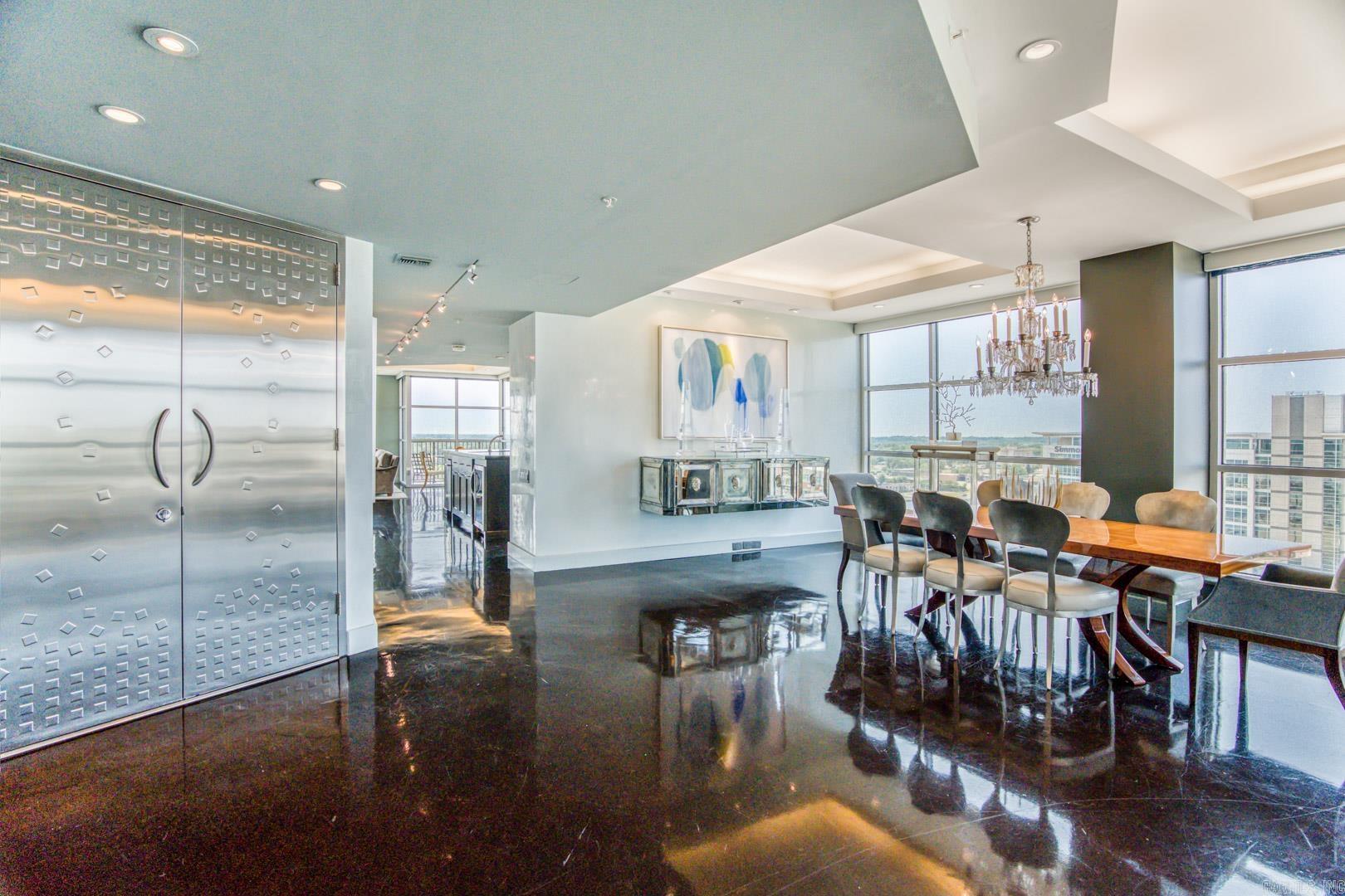 521 E President Clinton  Little Rock, AR