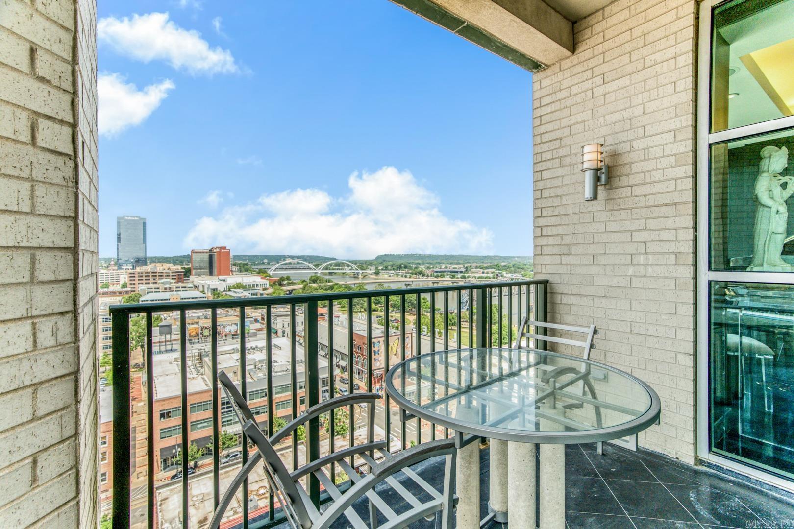 521 E President Clinton  Little Rock, AR
