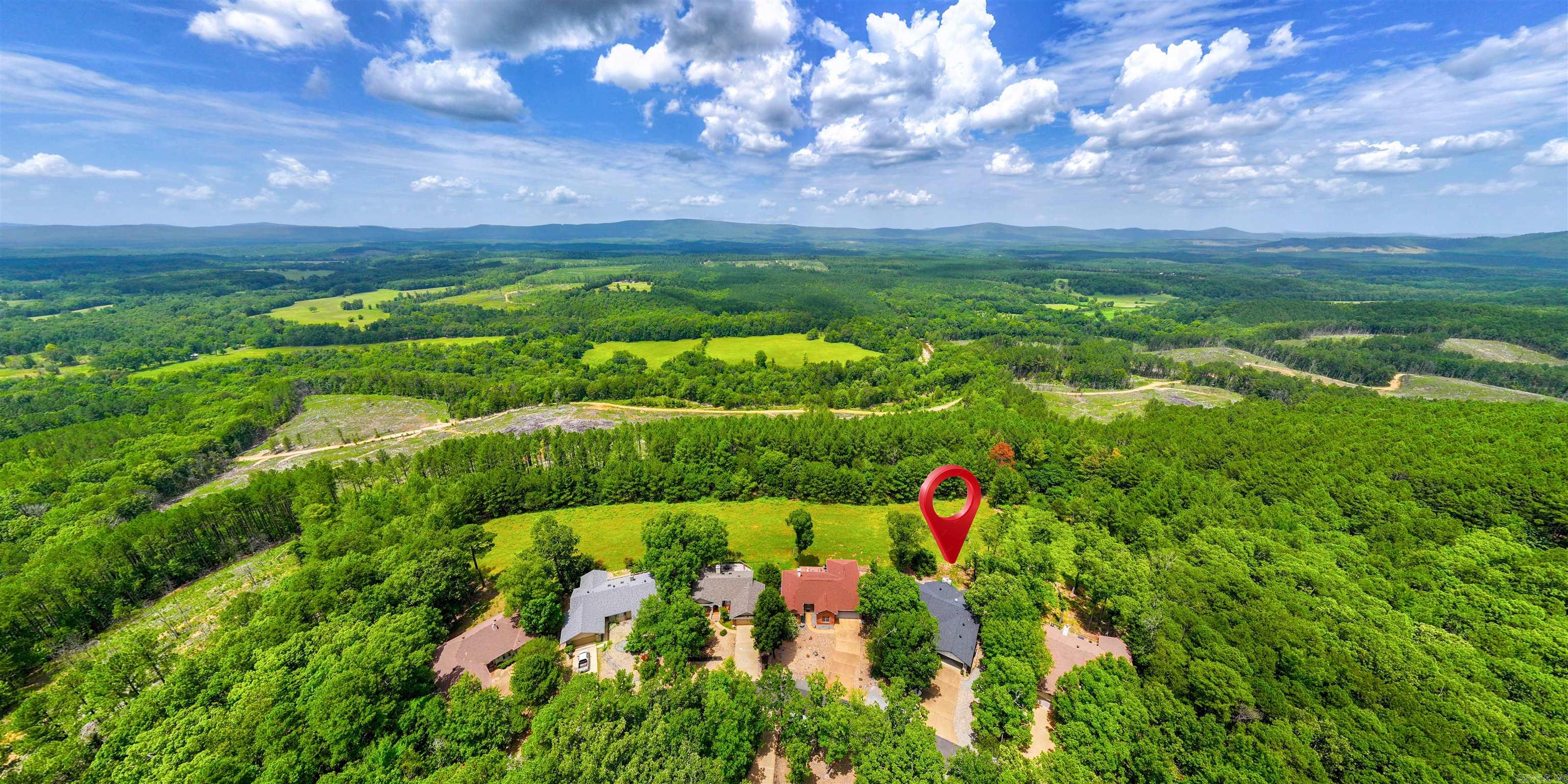 25 Cadiz  Hot Springs Village, AR