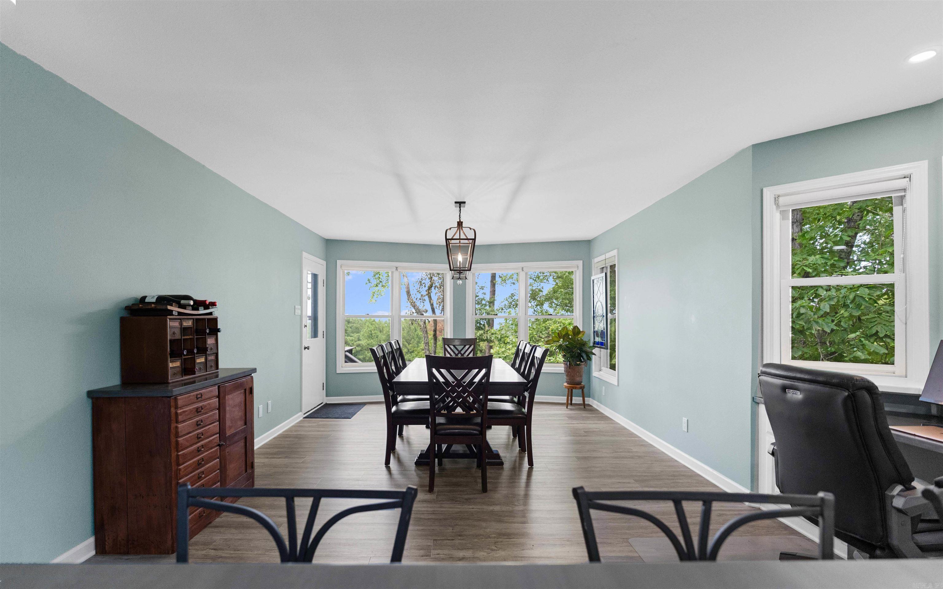 25 Cadiz  Hot Springs Village, AR
