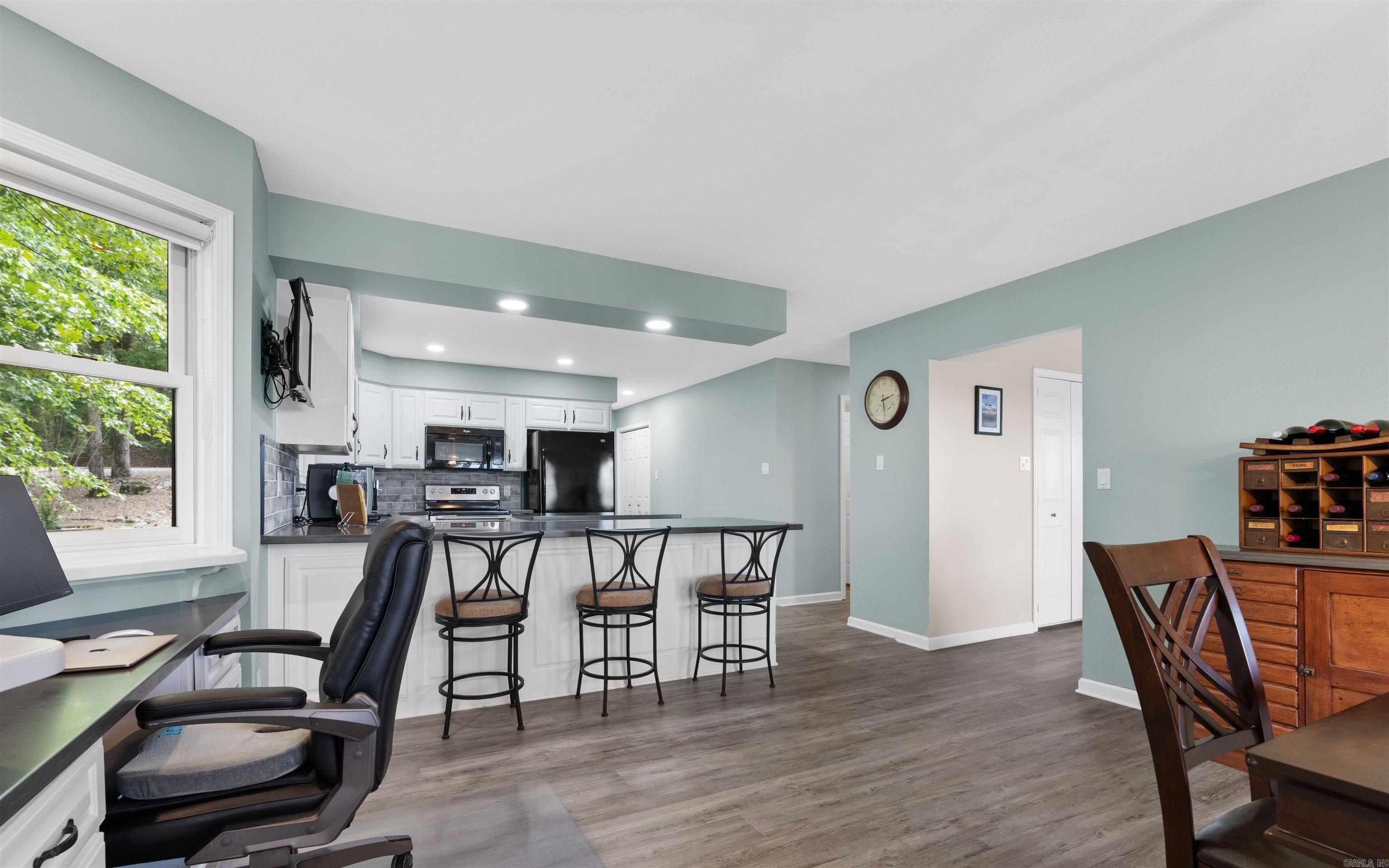 25 Cadiz  Hot Springs Village, AR