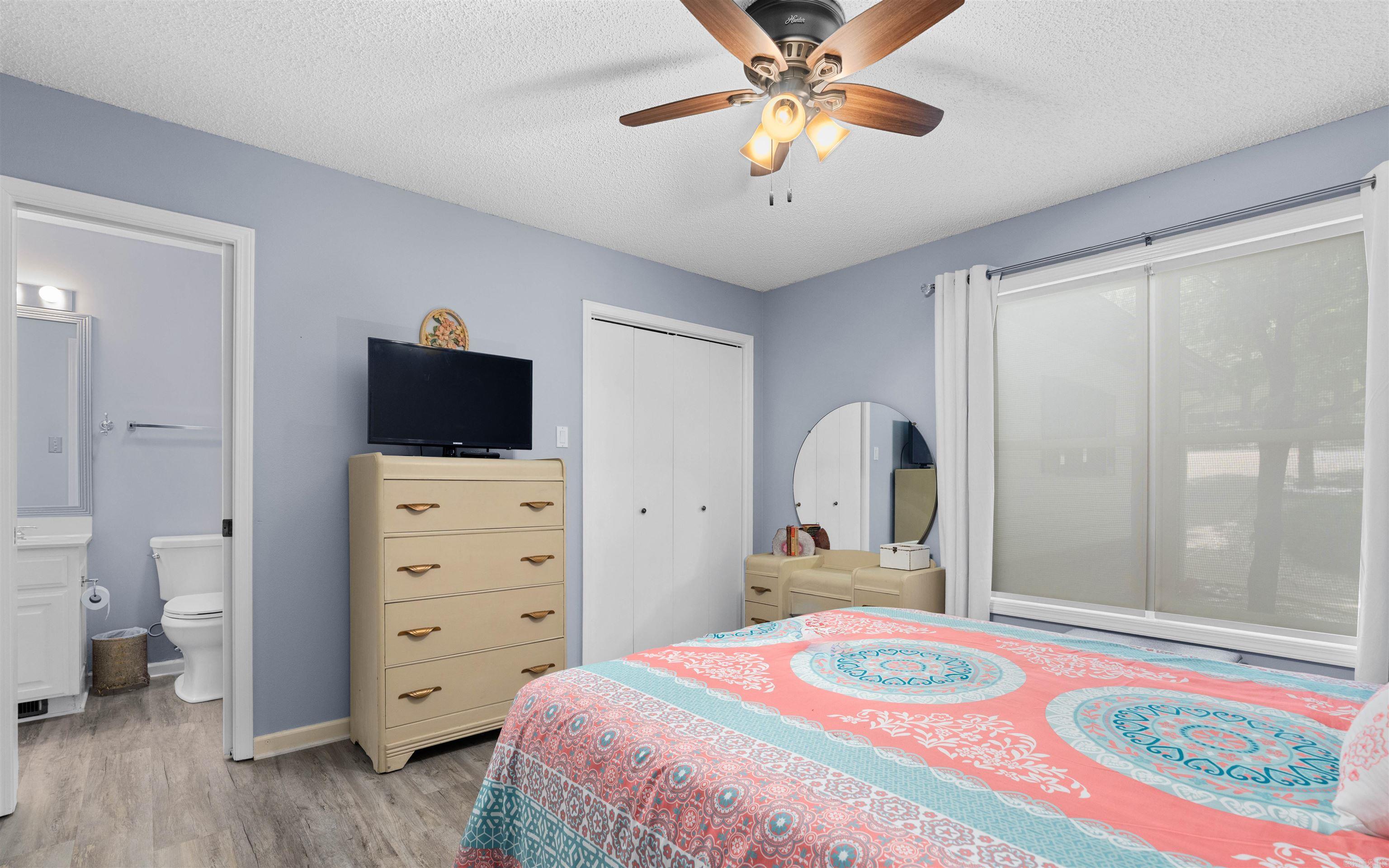 25 Cadiz  Hot Springs Village, AR