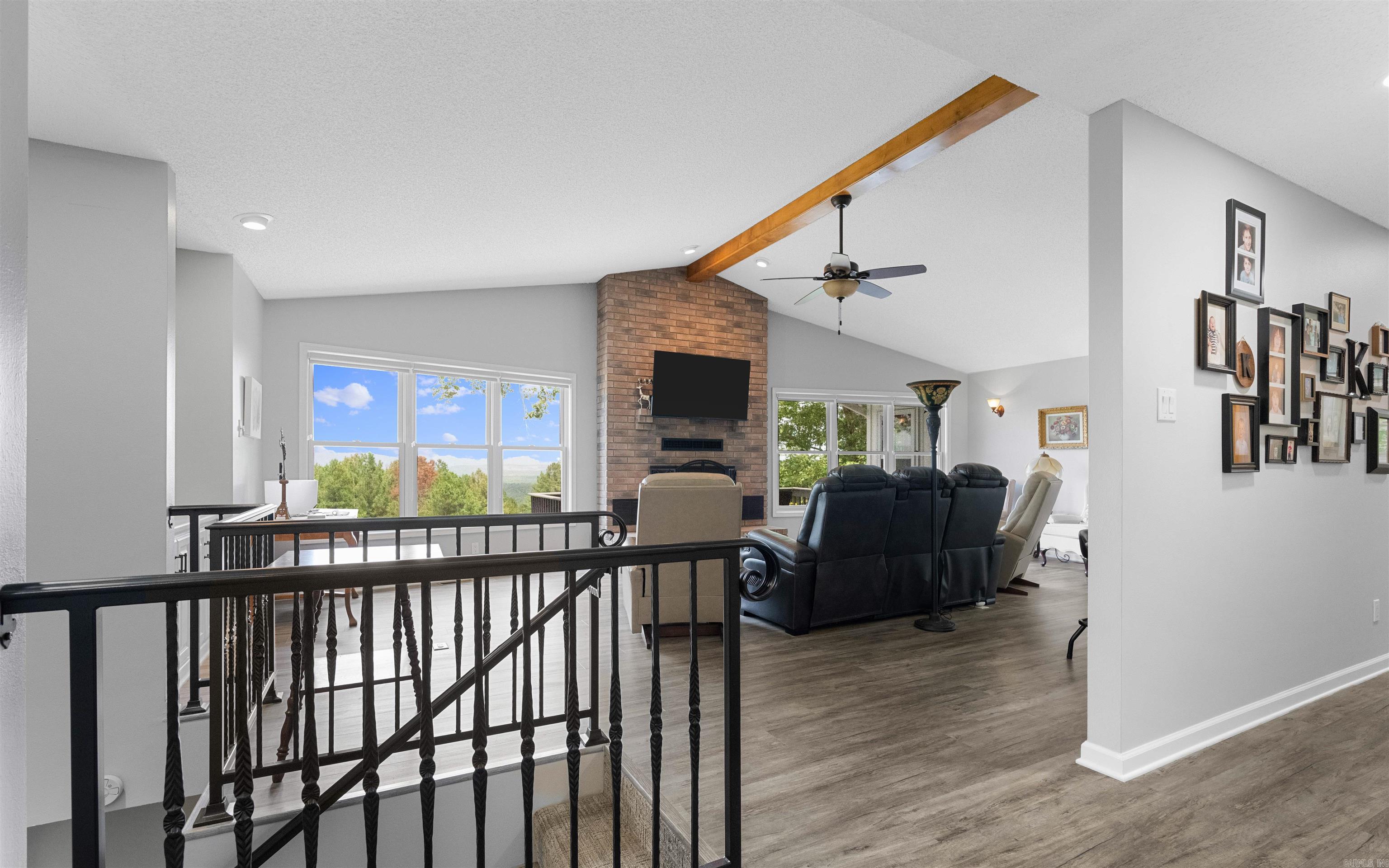25 Cadiz  Hot Springs Village, AR