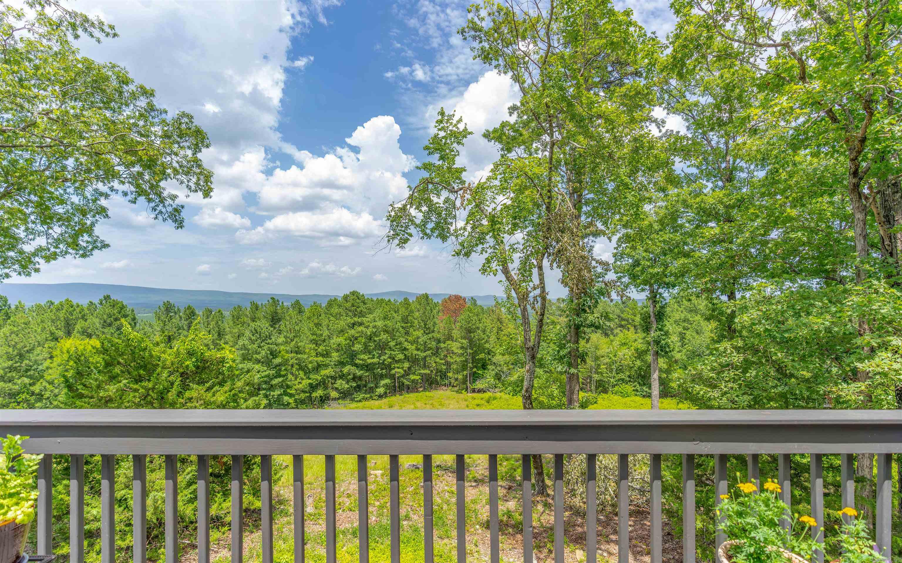 25 Cadiz  Hot Springs Village, AR