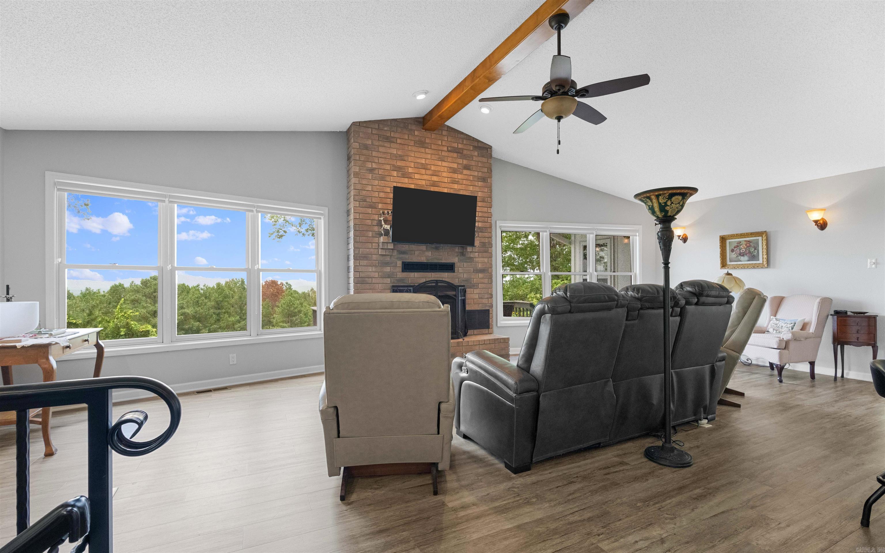 25 Cadiz  Hot Springs Village, AR