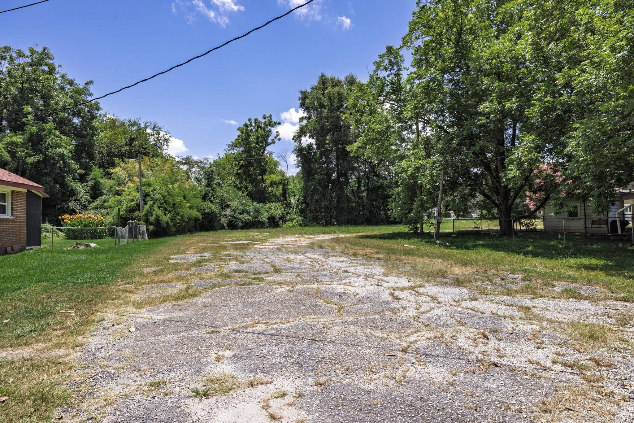 1317 Center  Arkadelphia, AR
