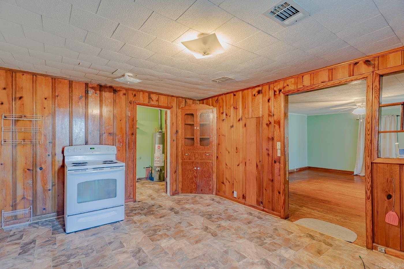 2075 S 141  Paragould, AR