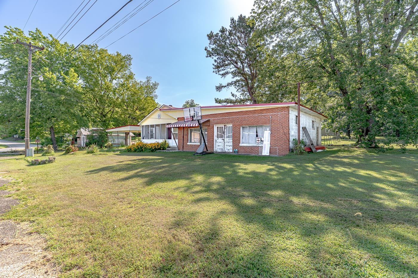 2075 S 141  Paragould, AR