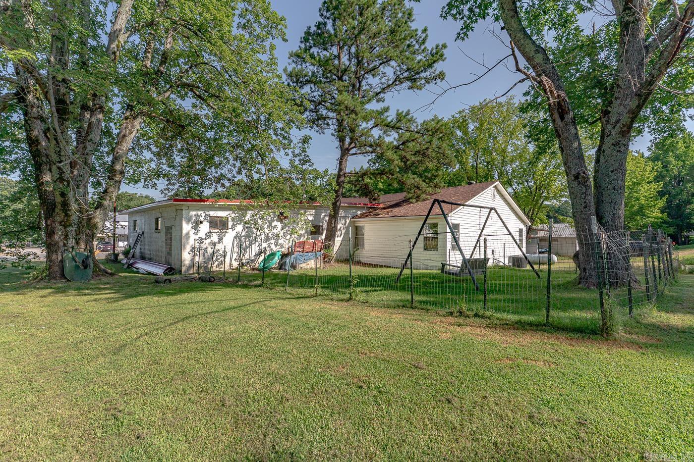 2075 S 141  Paragould, AR