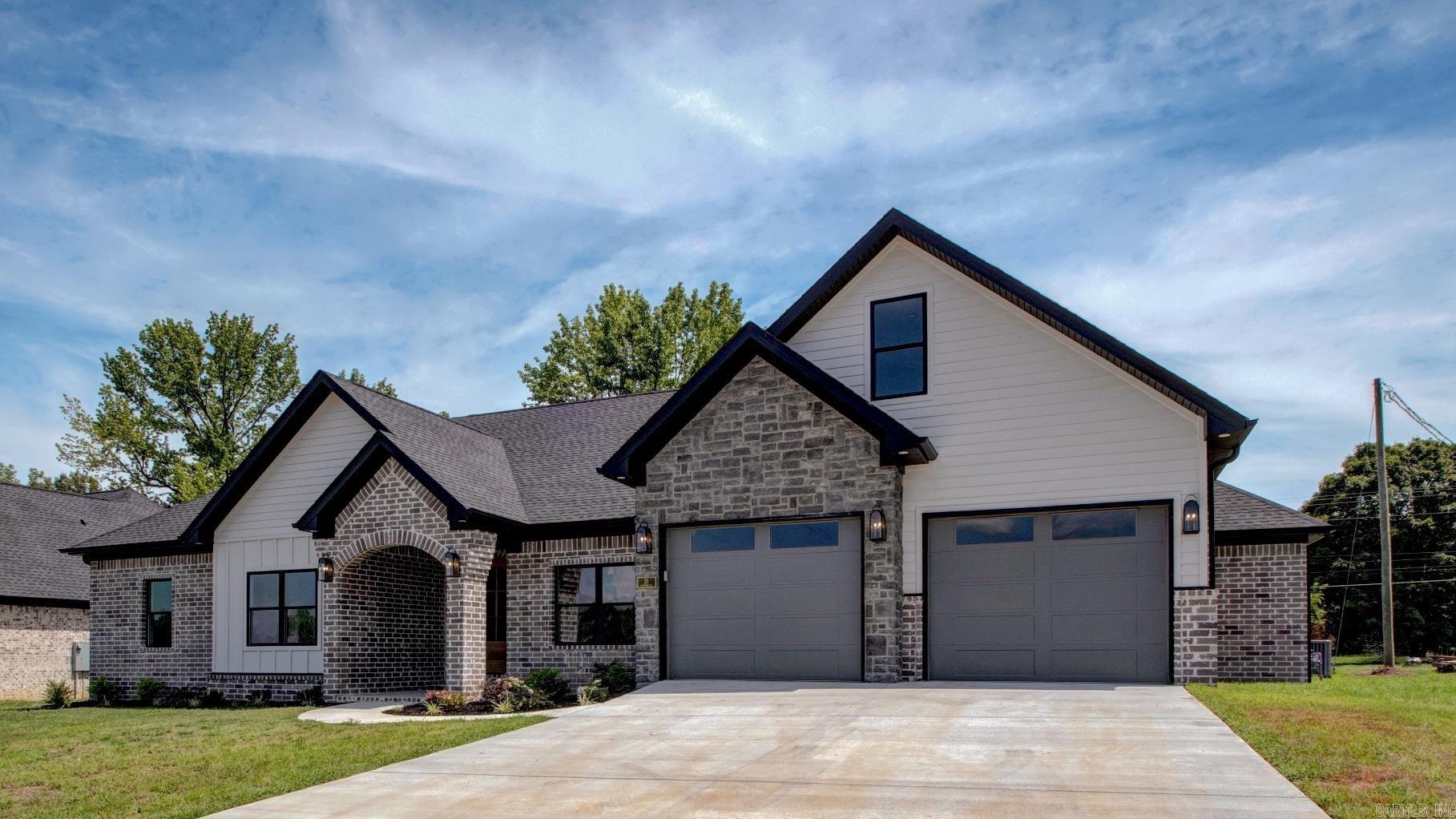 21 Calvados Ct  Cabot, AR
