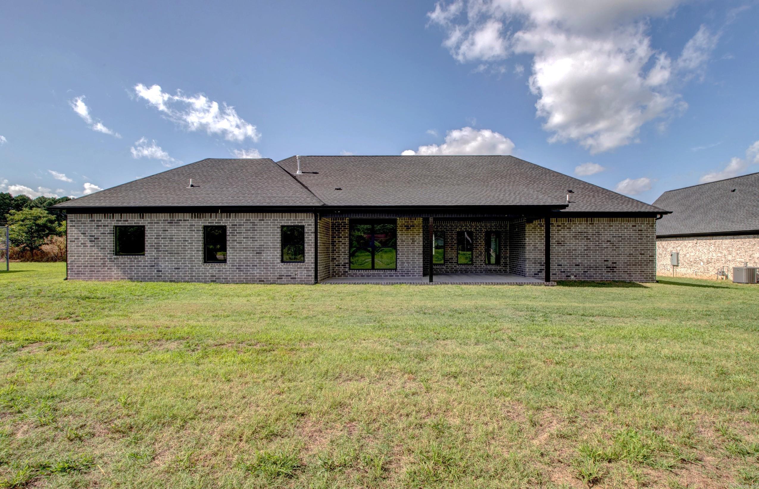 21 Calvados Ct  Cabot, AR