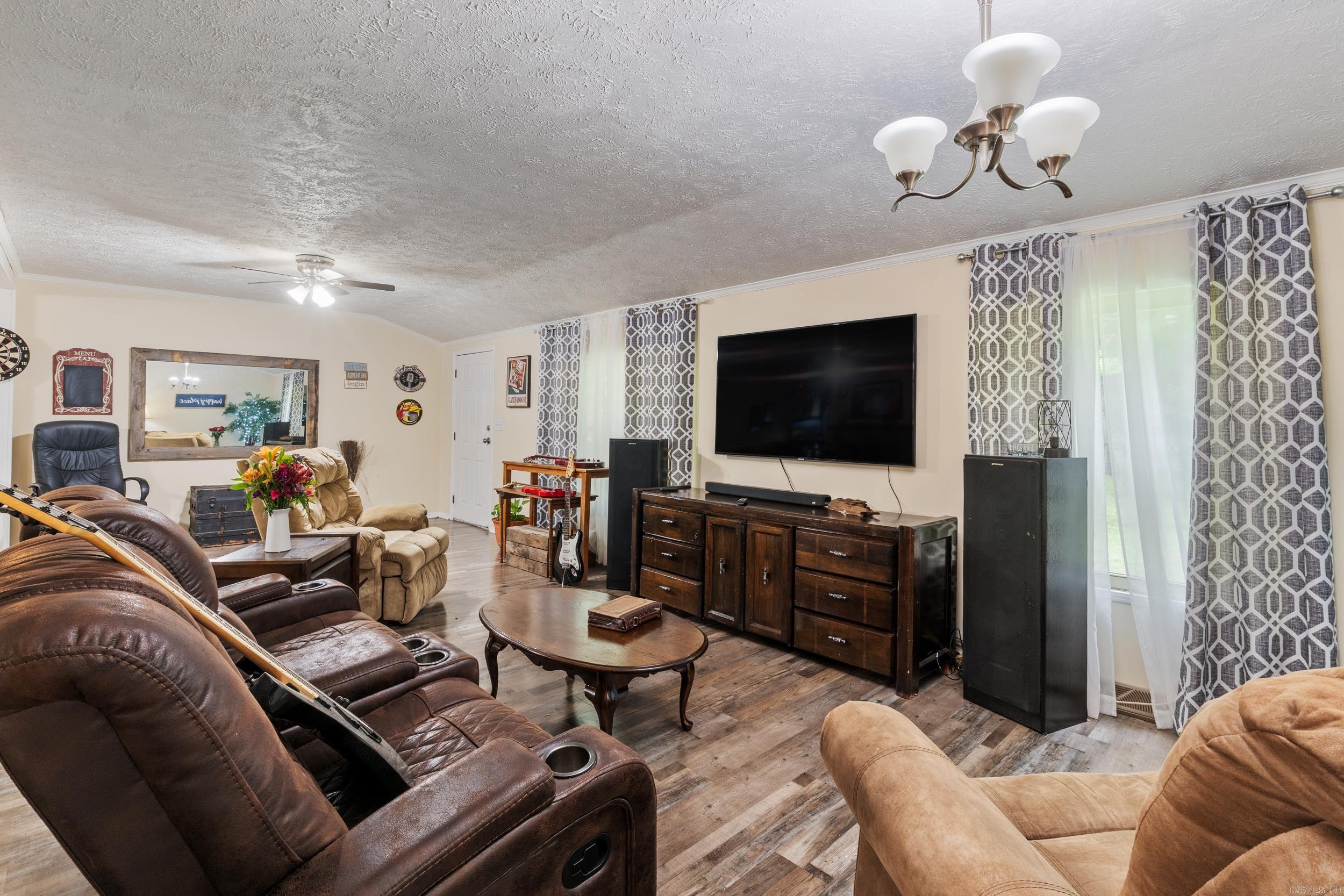 186 Shafer Trl  Austin, AR