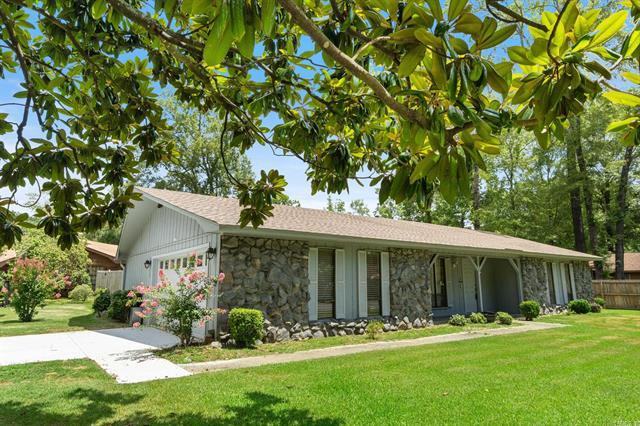 8  Smoking Oaks  Conway, AR