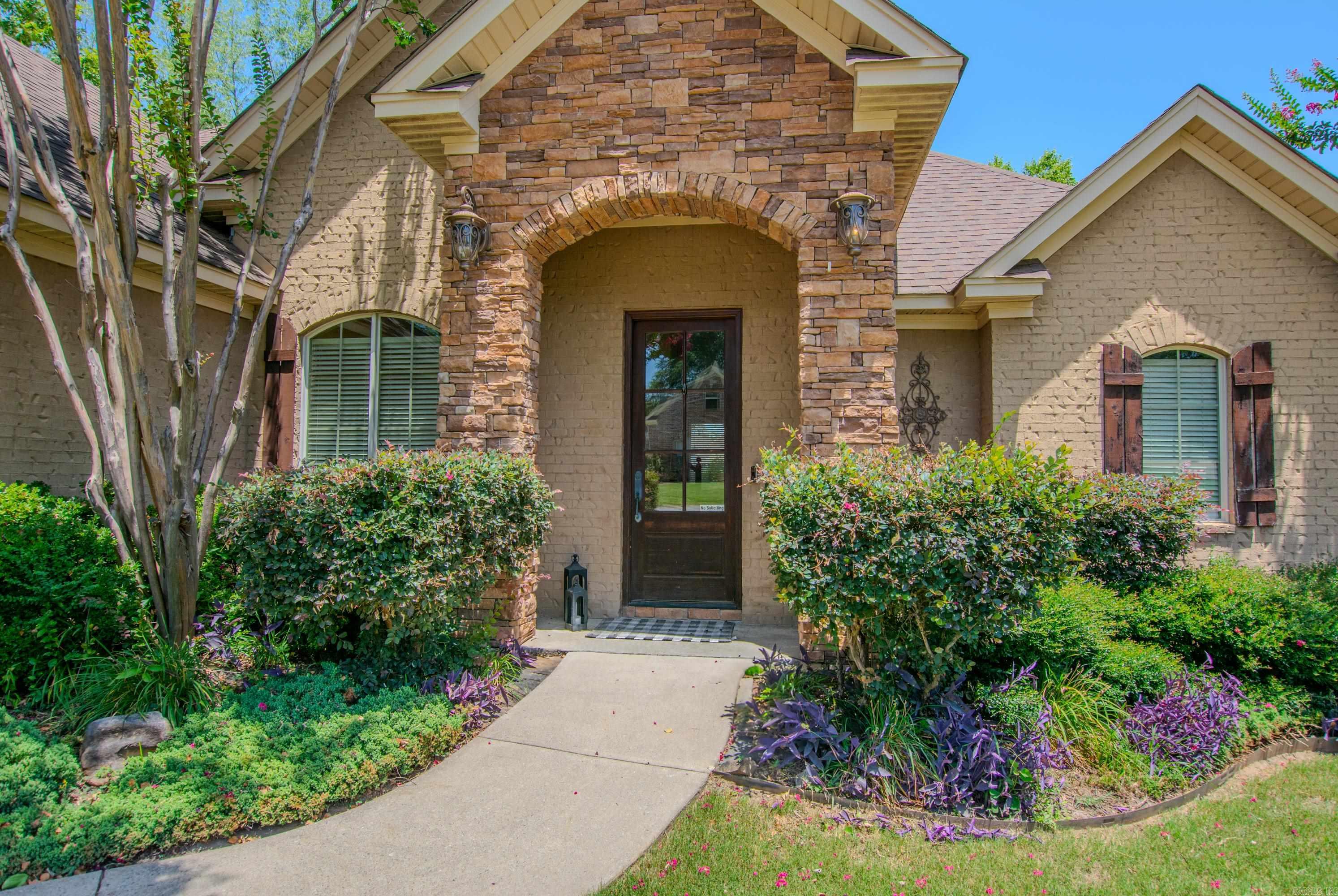 3611 Robinwood Circle  Bryant, AR
