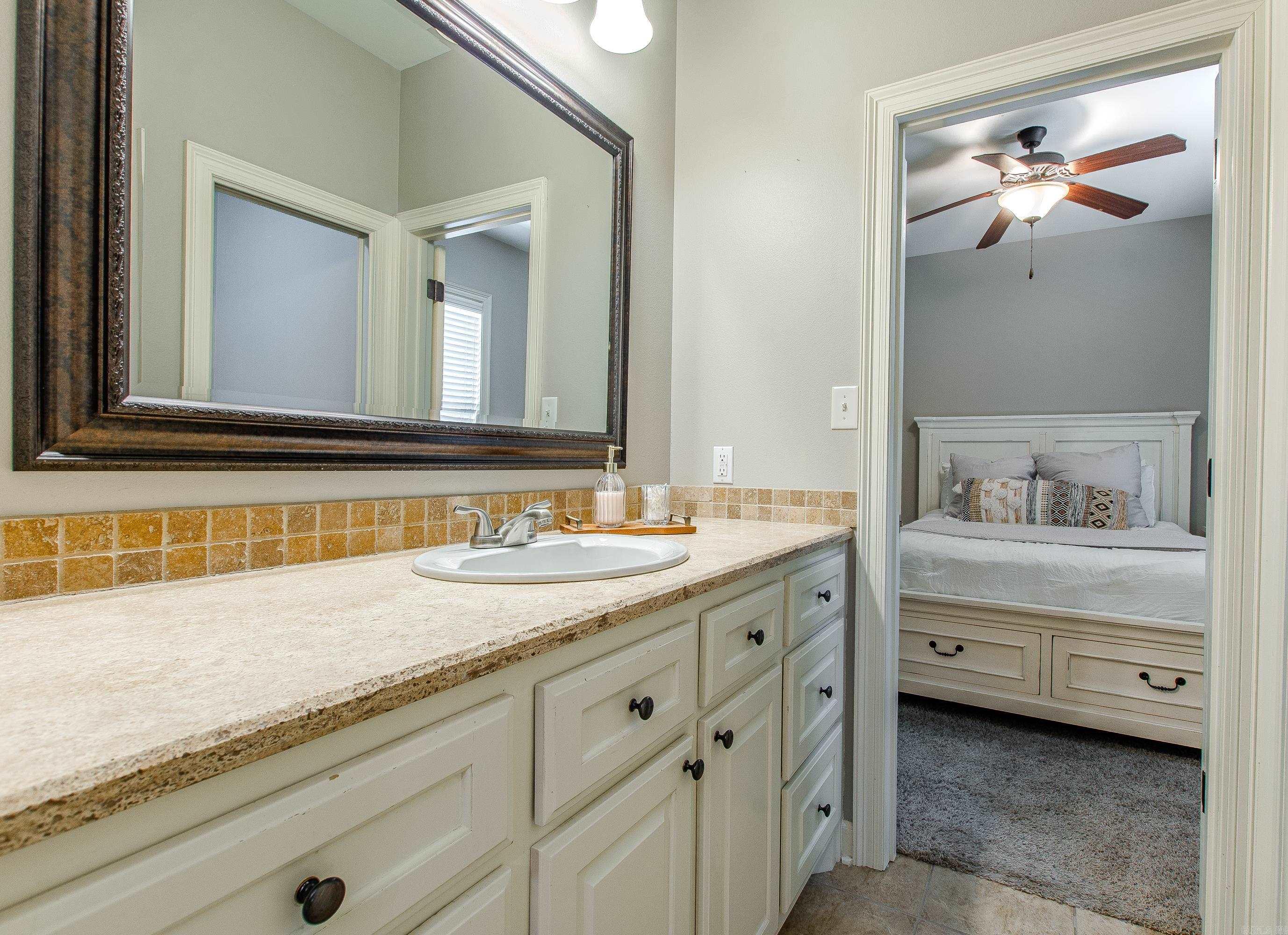 3611 Robinwood Circle  Bryant, AR