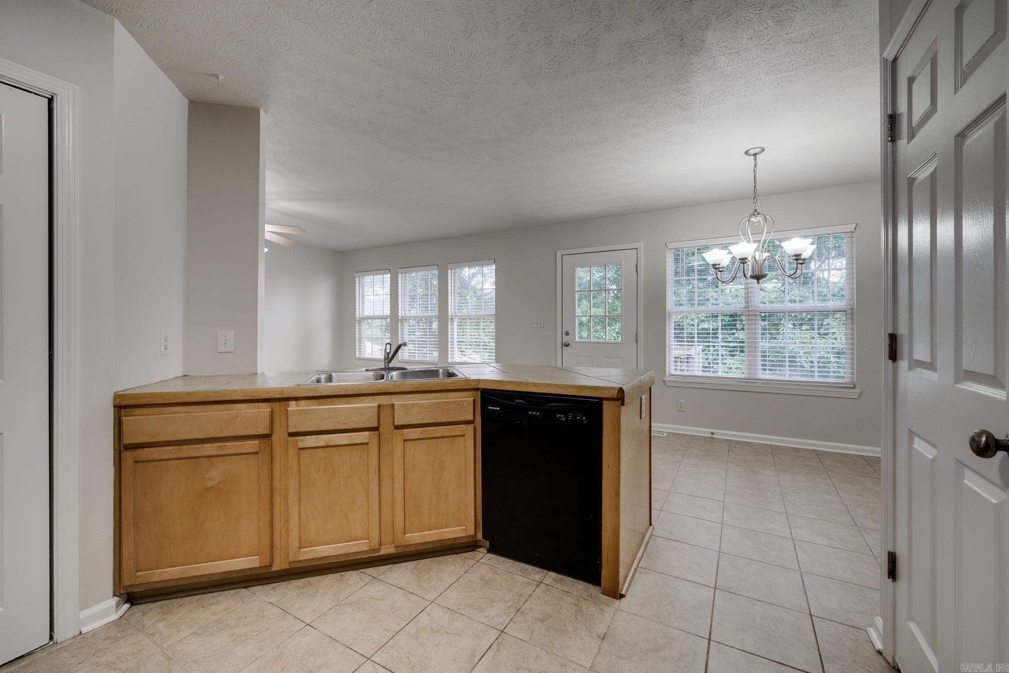 108 Weston Circle  Greenbrier, AR