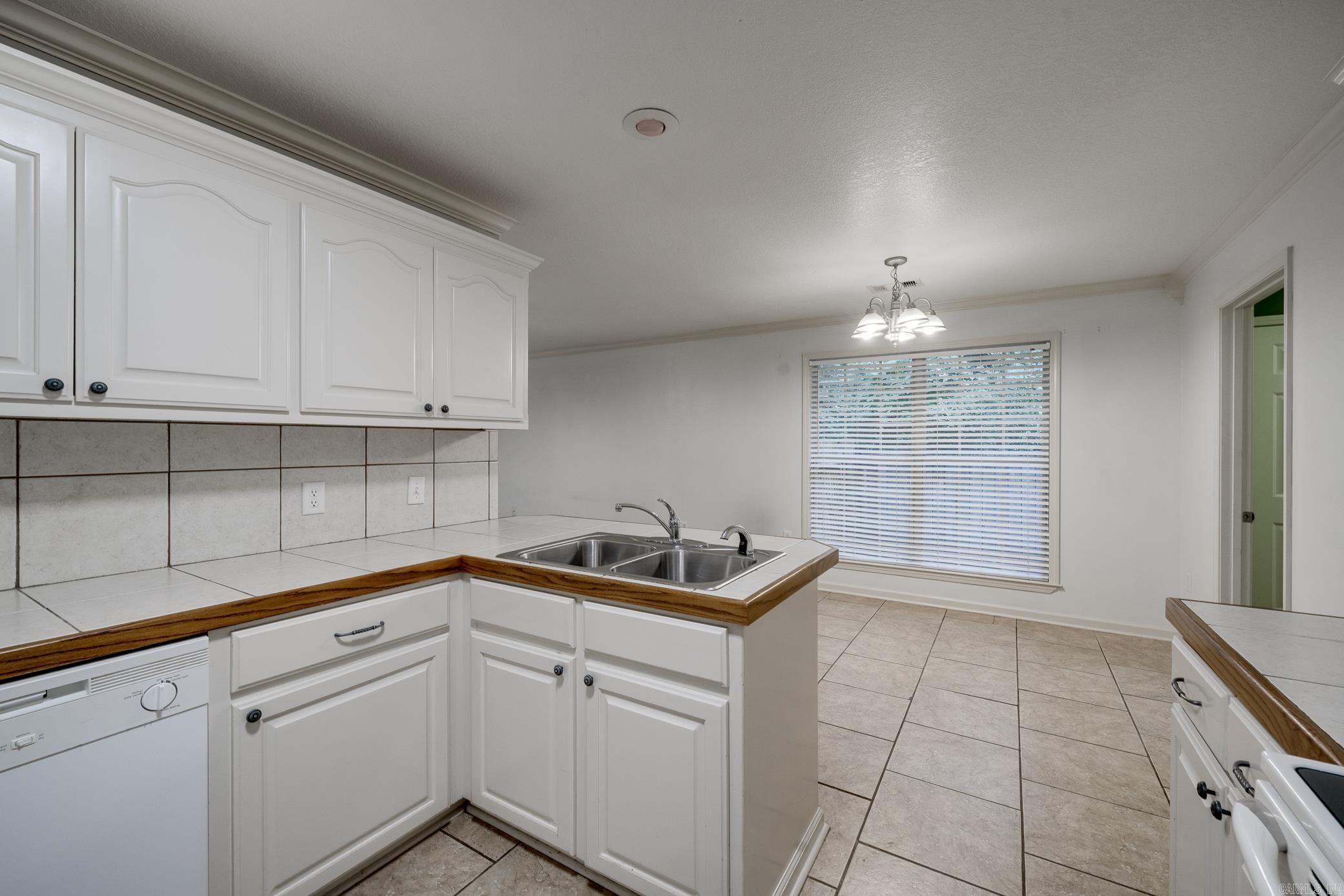 25 Thomas Circle  Greenbrier, AR