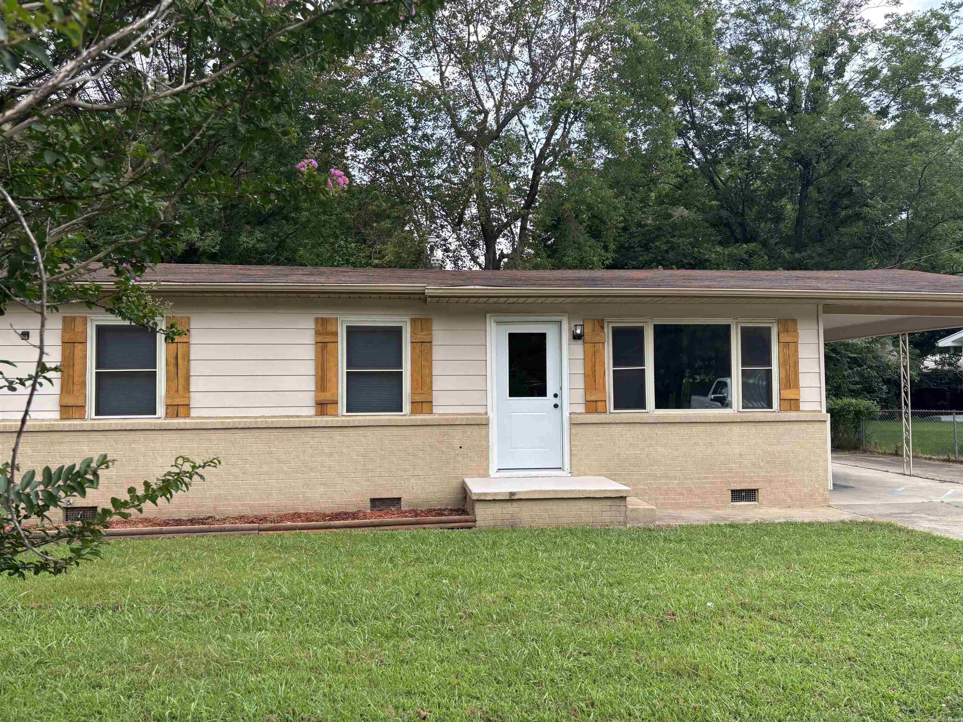 307 N 12th  Paragould, AR