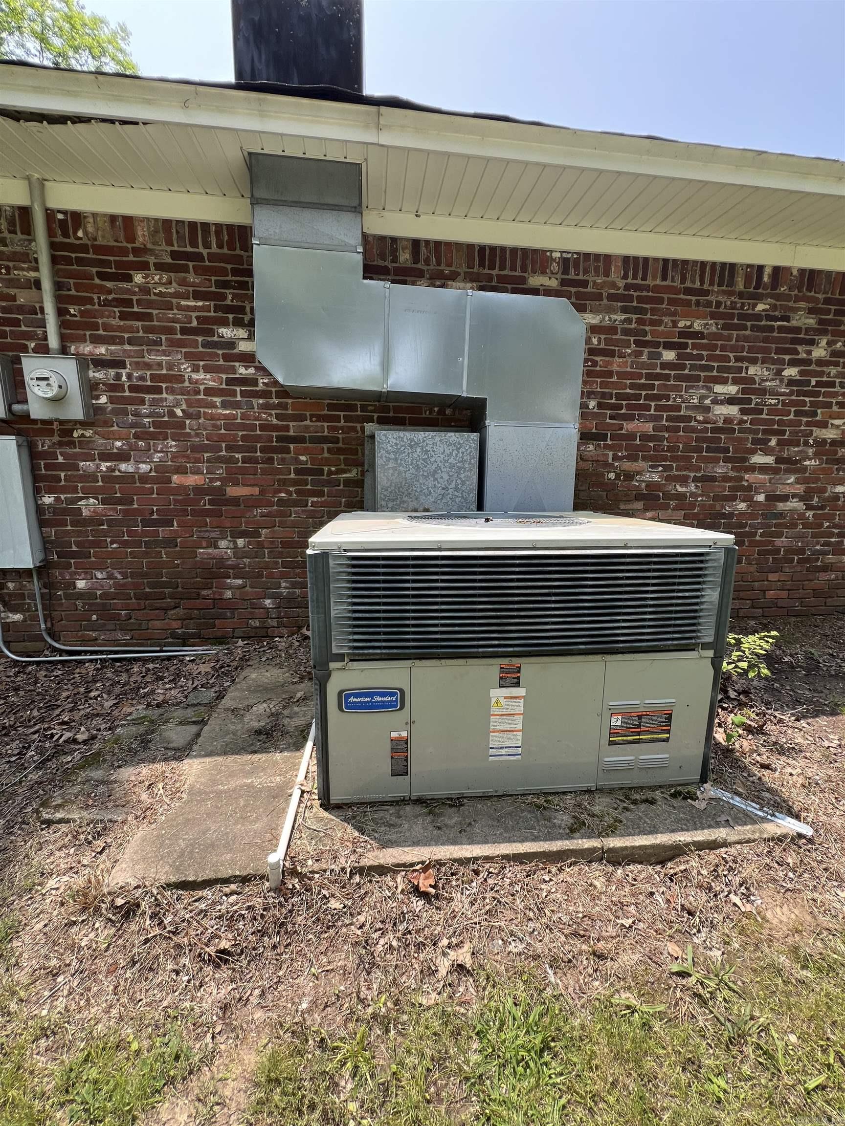 359 US 70 Walnut Street De Valls Bluff, AR