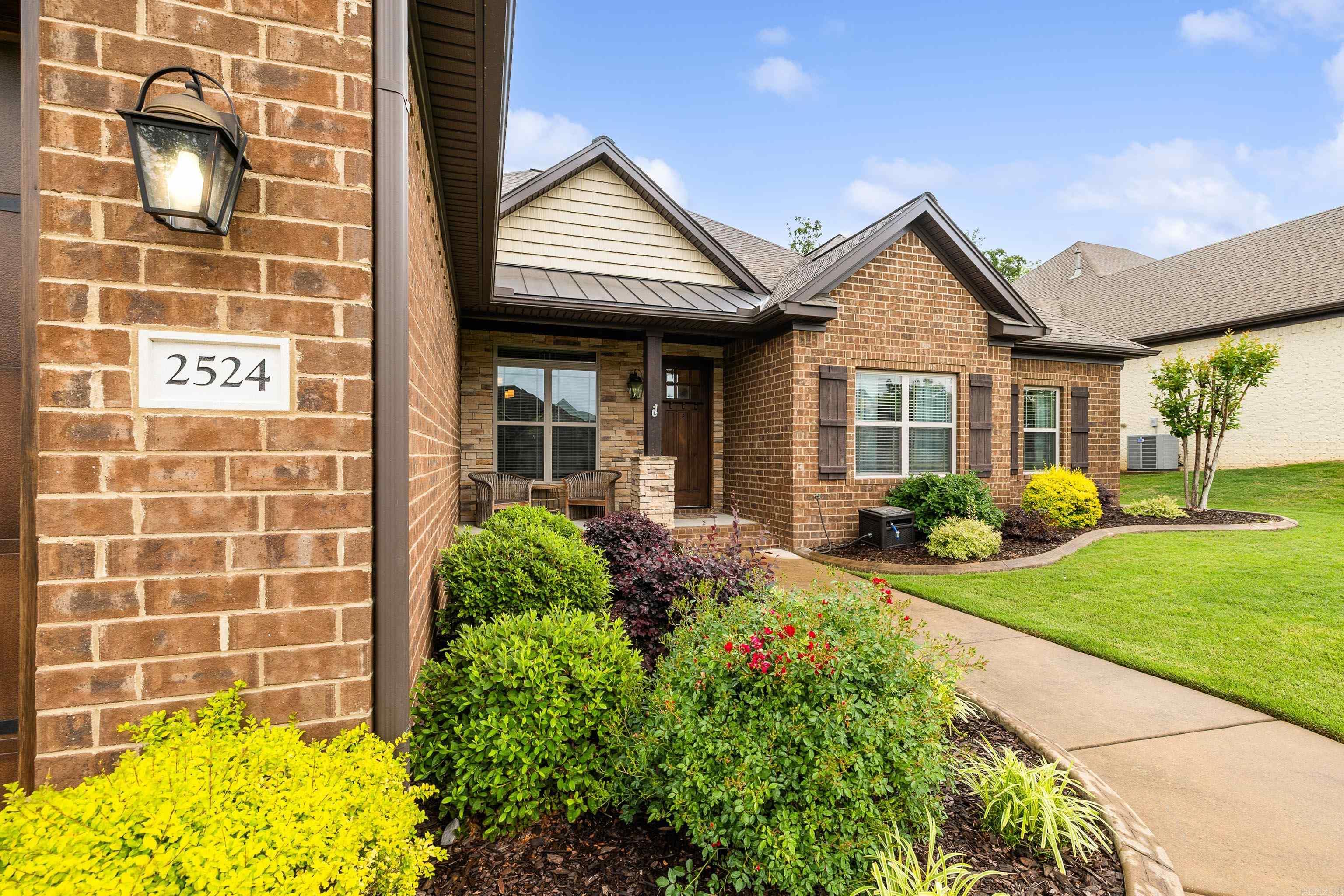 2524 Aberdeen Drive  Bryant, AR