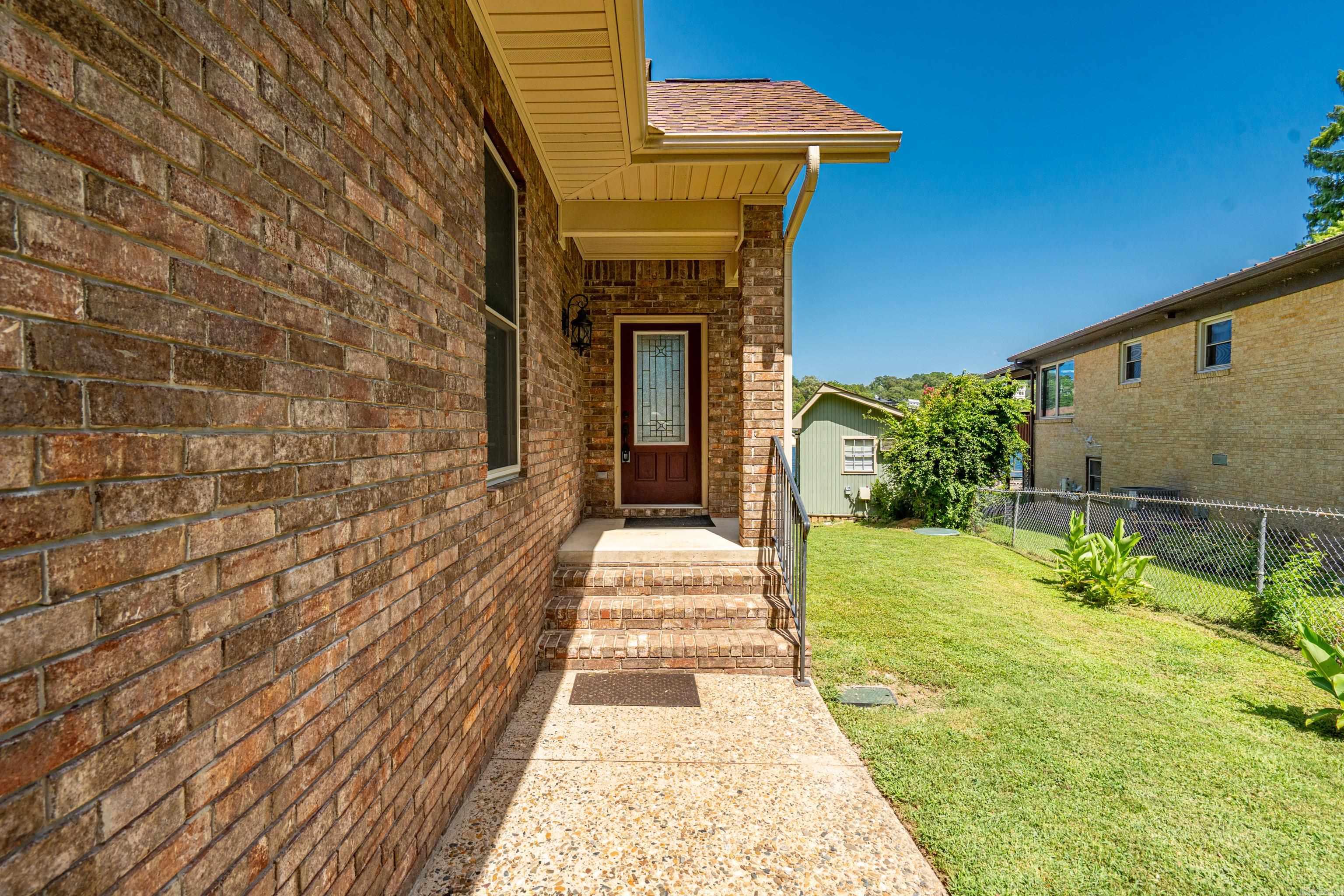 220 McDonald  Hot Springs, AR