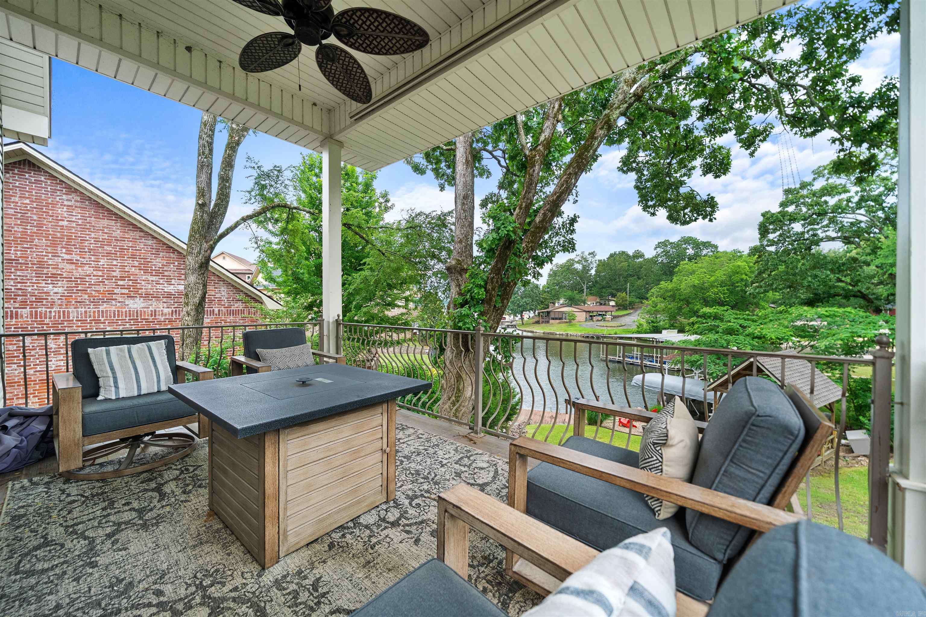 180 Port Au Prince  Hot Springs, AR