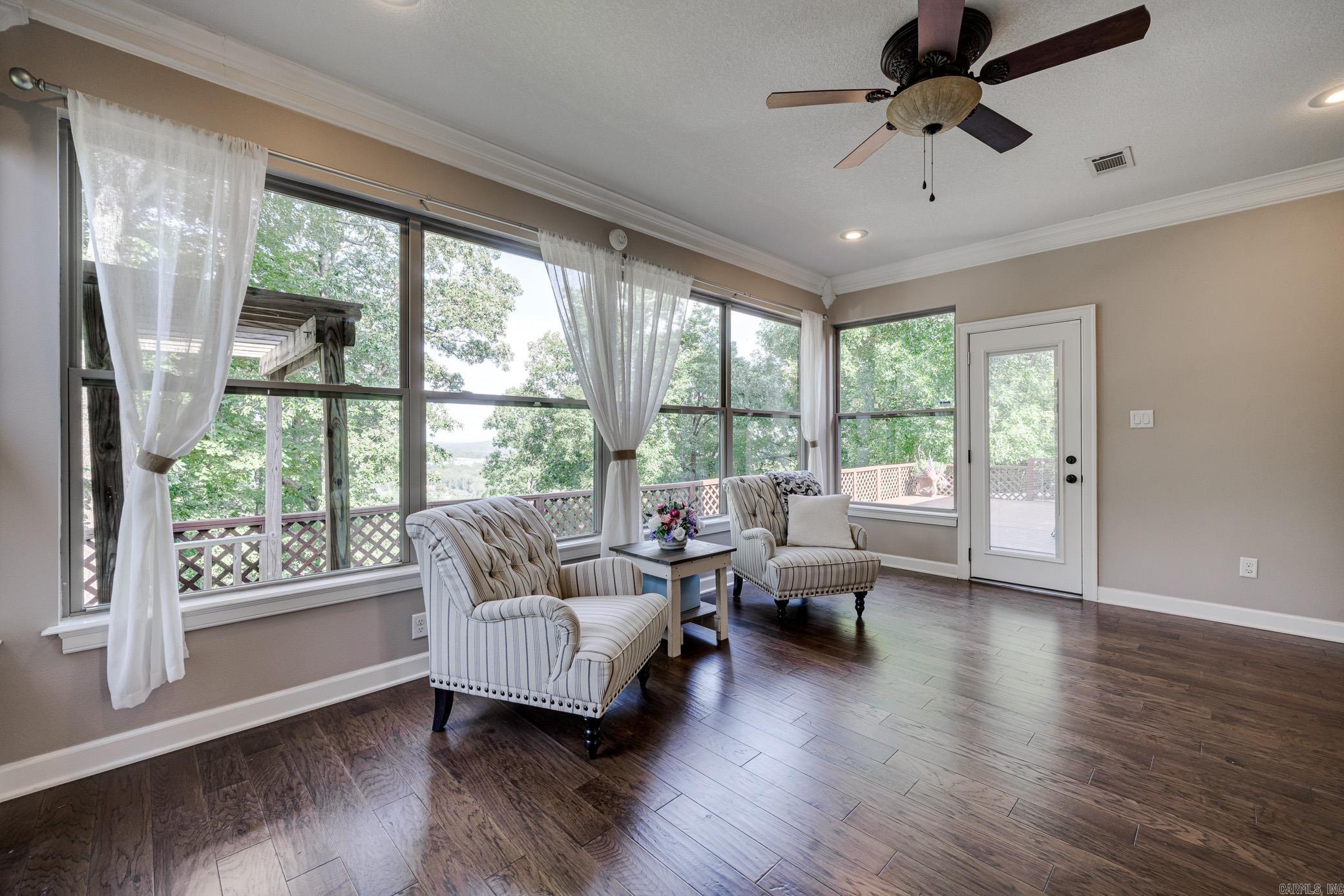 13 Scenic  Greenbrier, AR