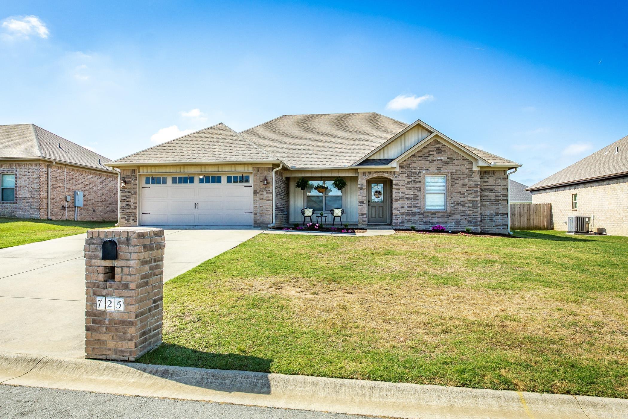 725 Mango Loop  Austin, AR