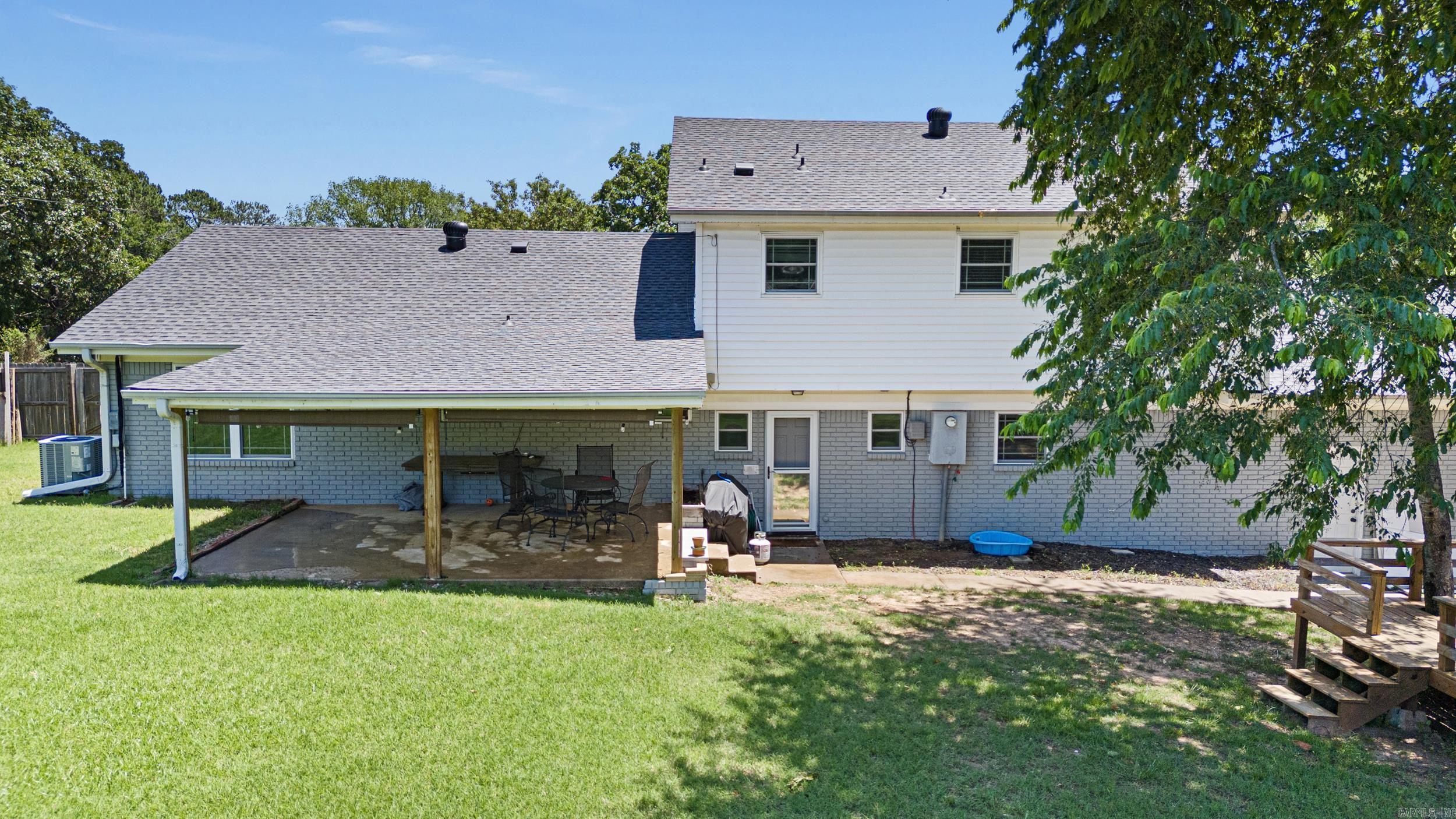 240 S Beaumont  Russellville, AR