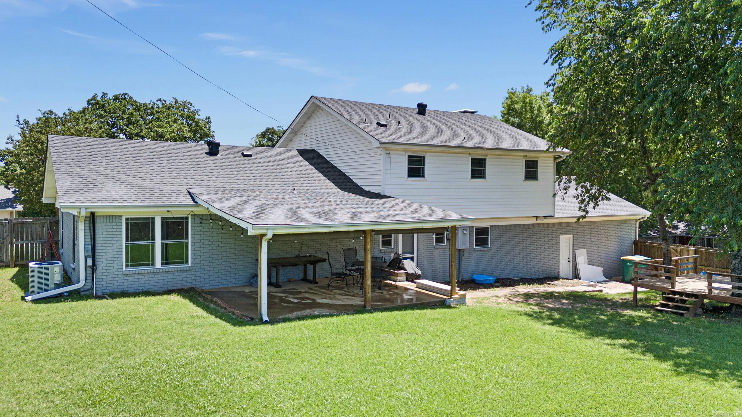 240 S Beaumont  Russellville, AR