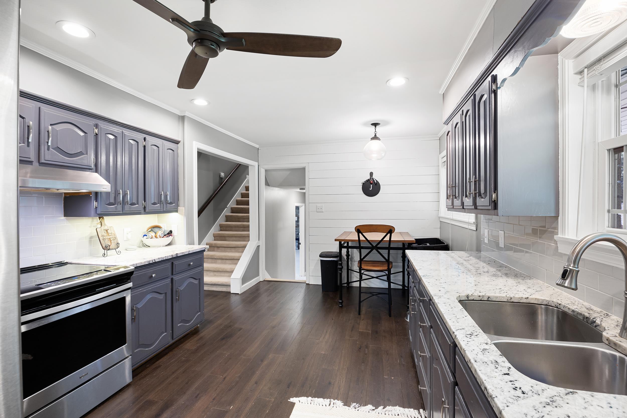 240 S Beaumont  Russellville, AR