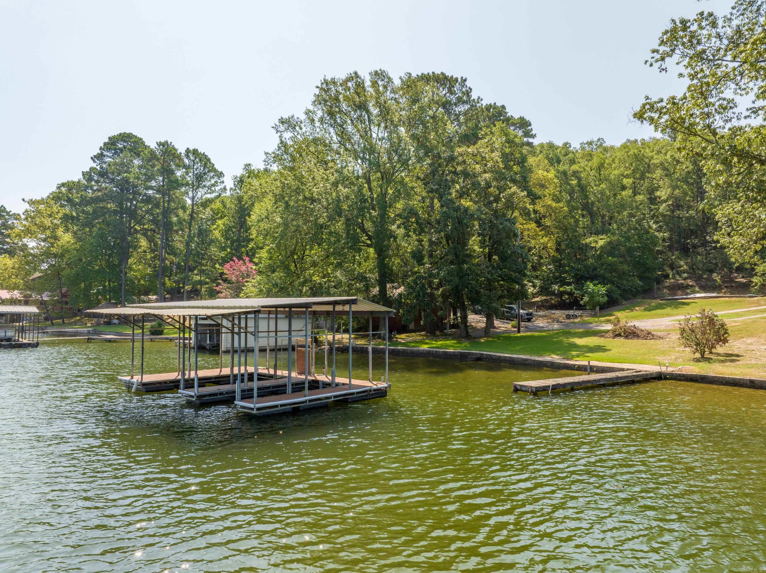 300 Pinehill  Hot Springs, AR