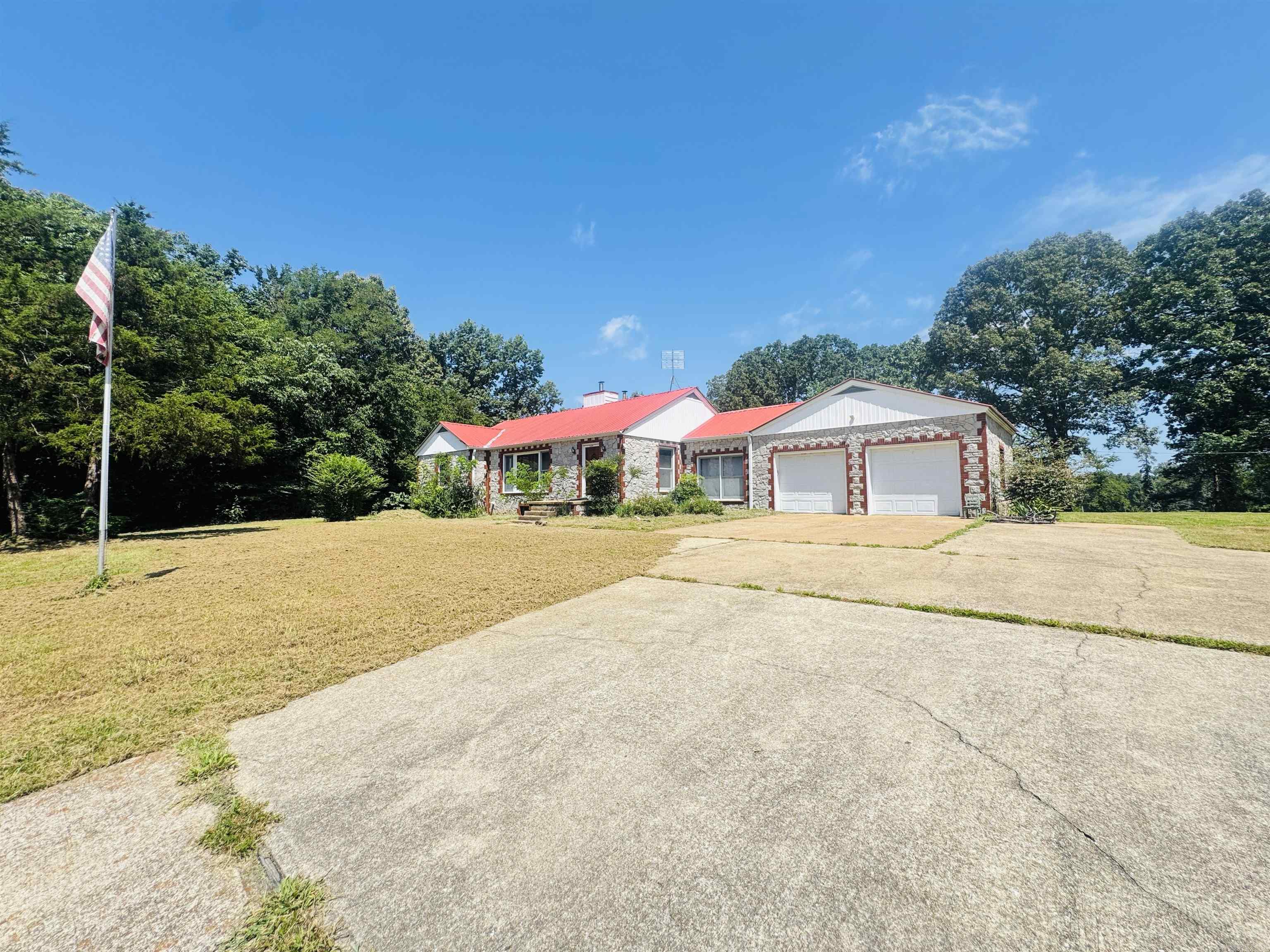 144 Larkin Road  Melbourne, AR