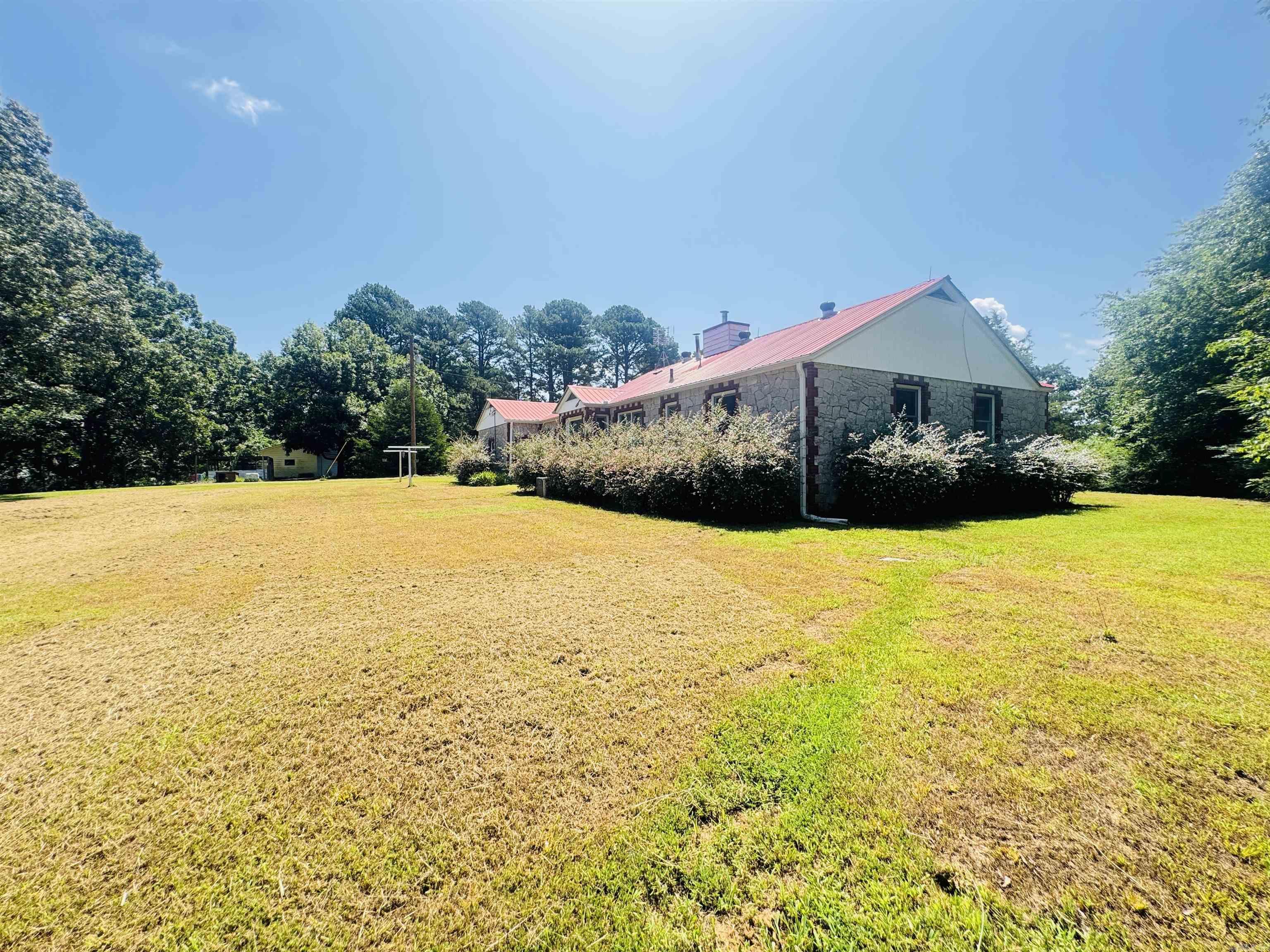 144 Larkin Road  Melbourne, AR
