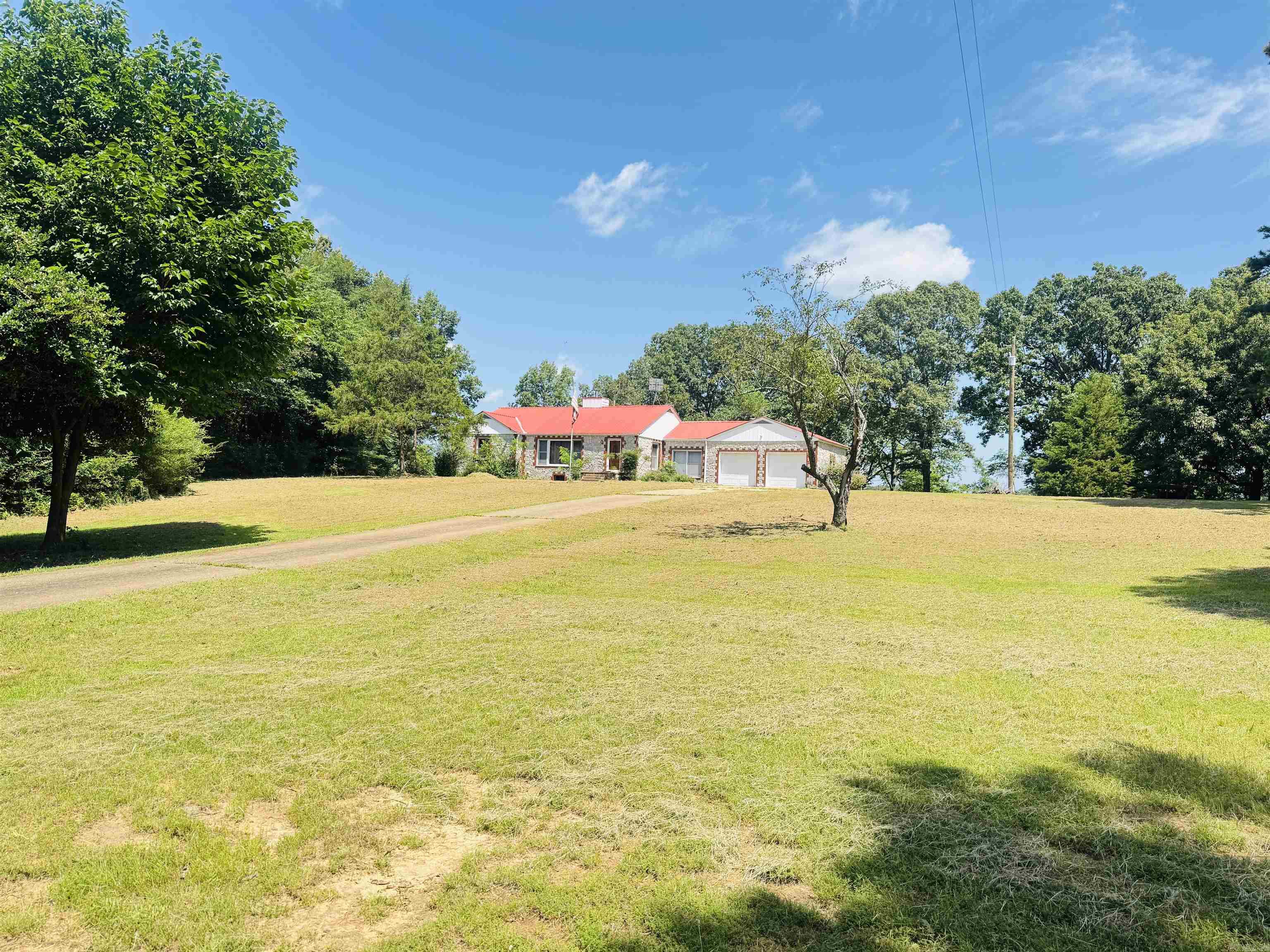 144 Larkin Road  Melbourne, AR