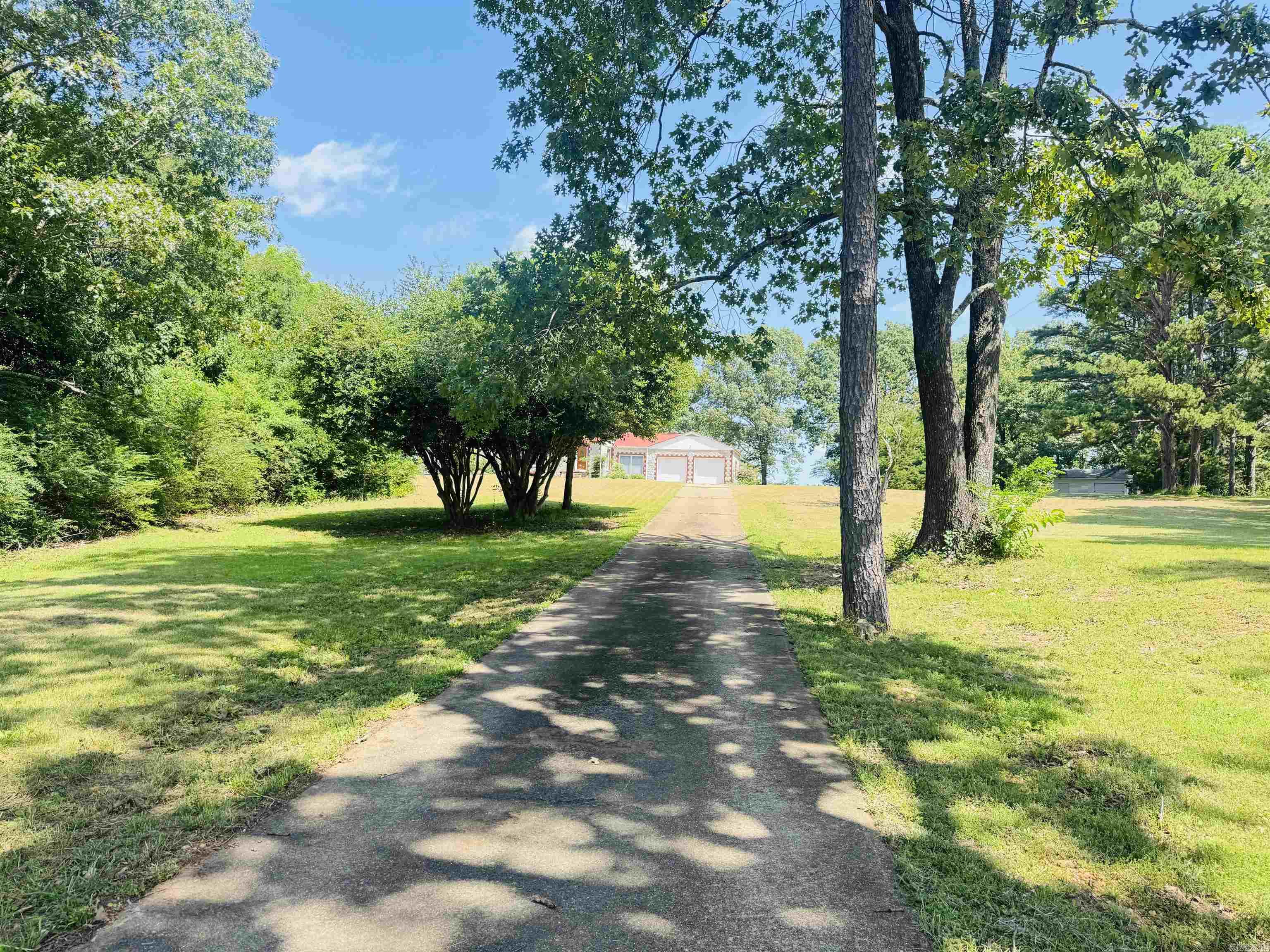 144 Larkin Road  Melbourne, AR