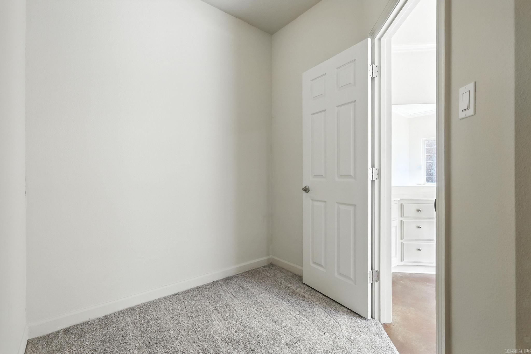5528 Village  Benton, AR