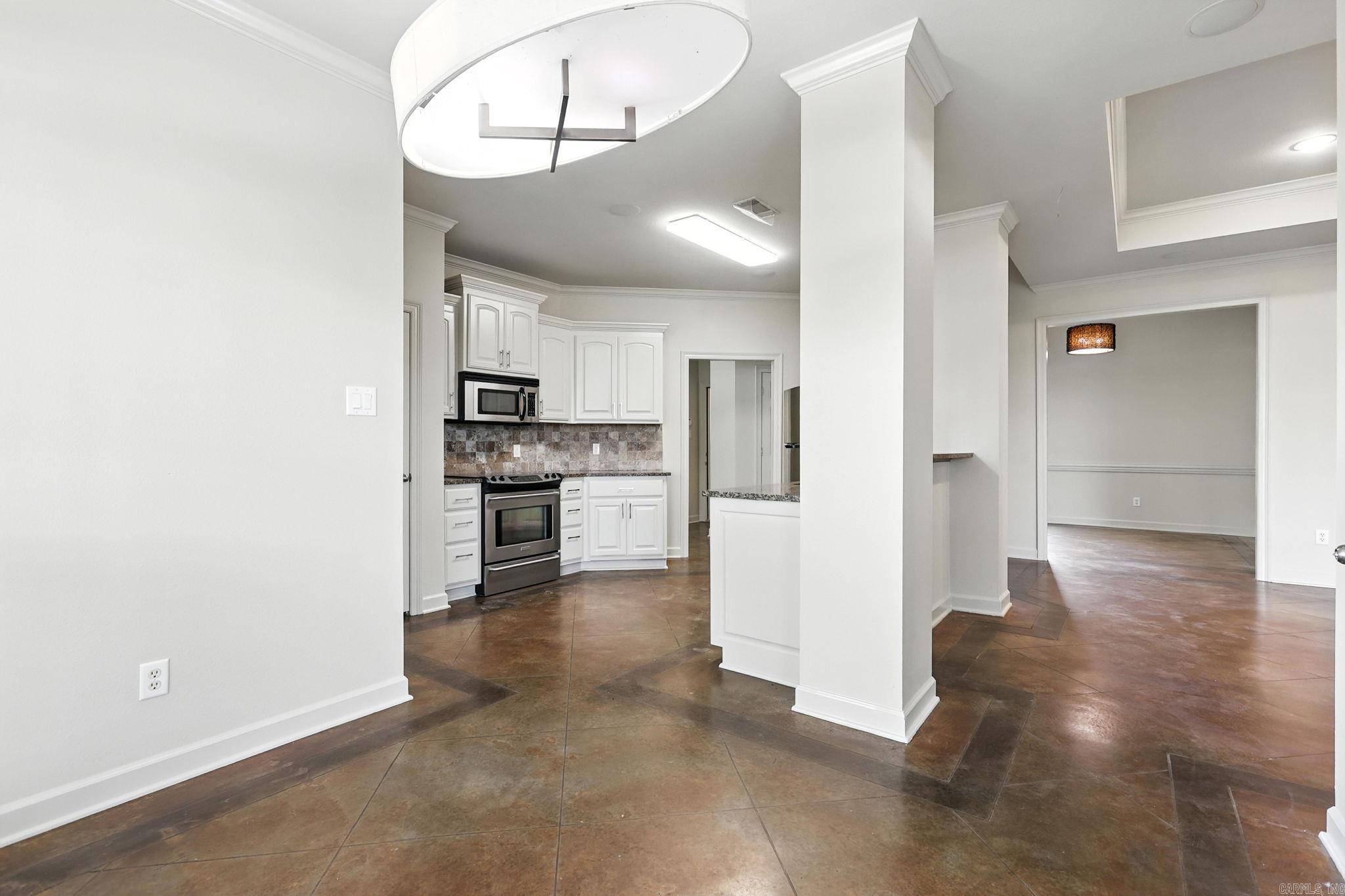 5528 Village  Benton, AR