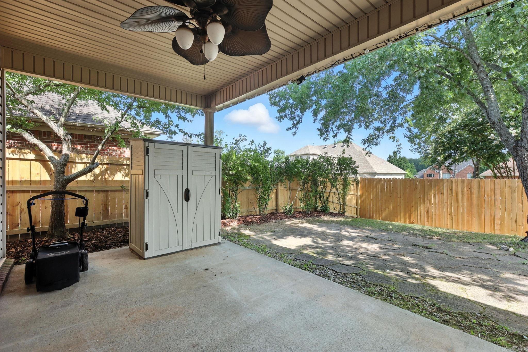 5528 Village  Benton, AR