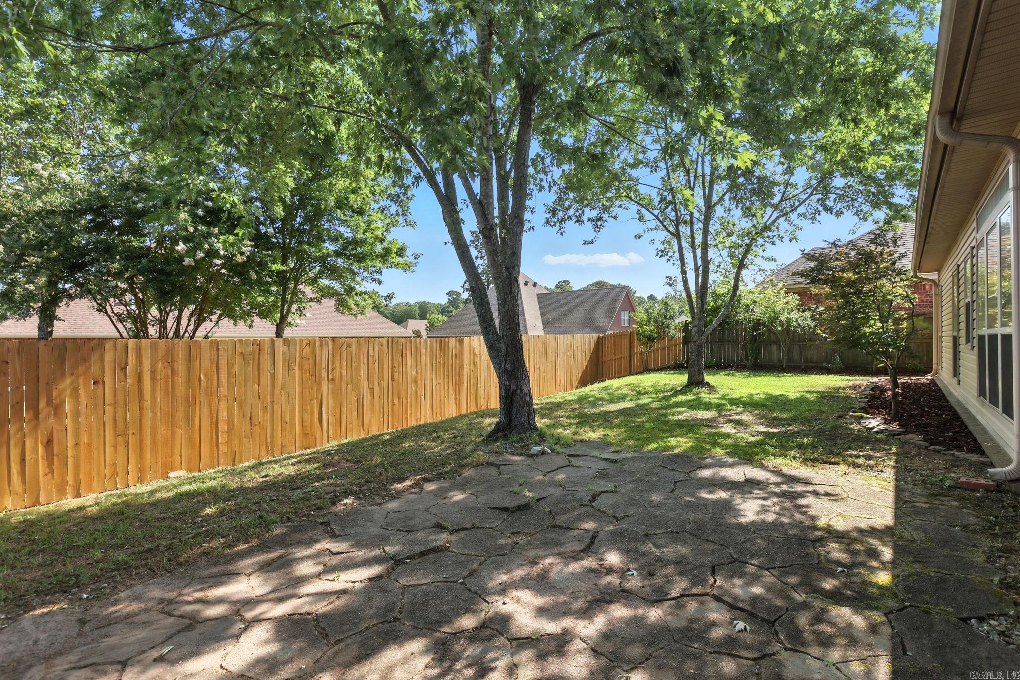 5528 Village  Benton, AR