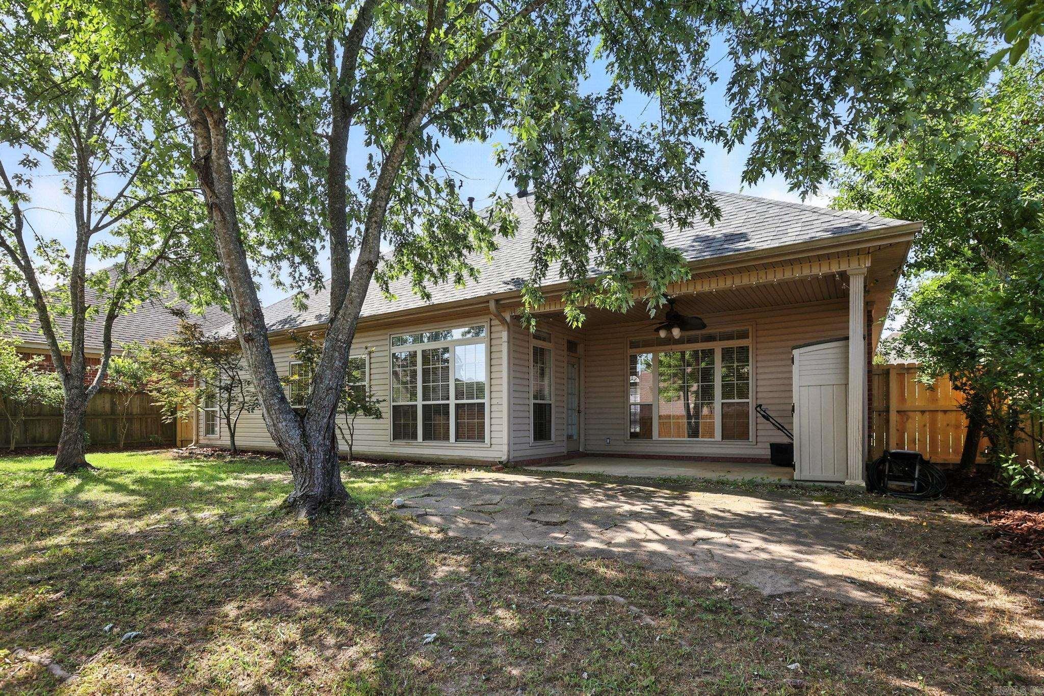 5528 Village  Benton, AR