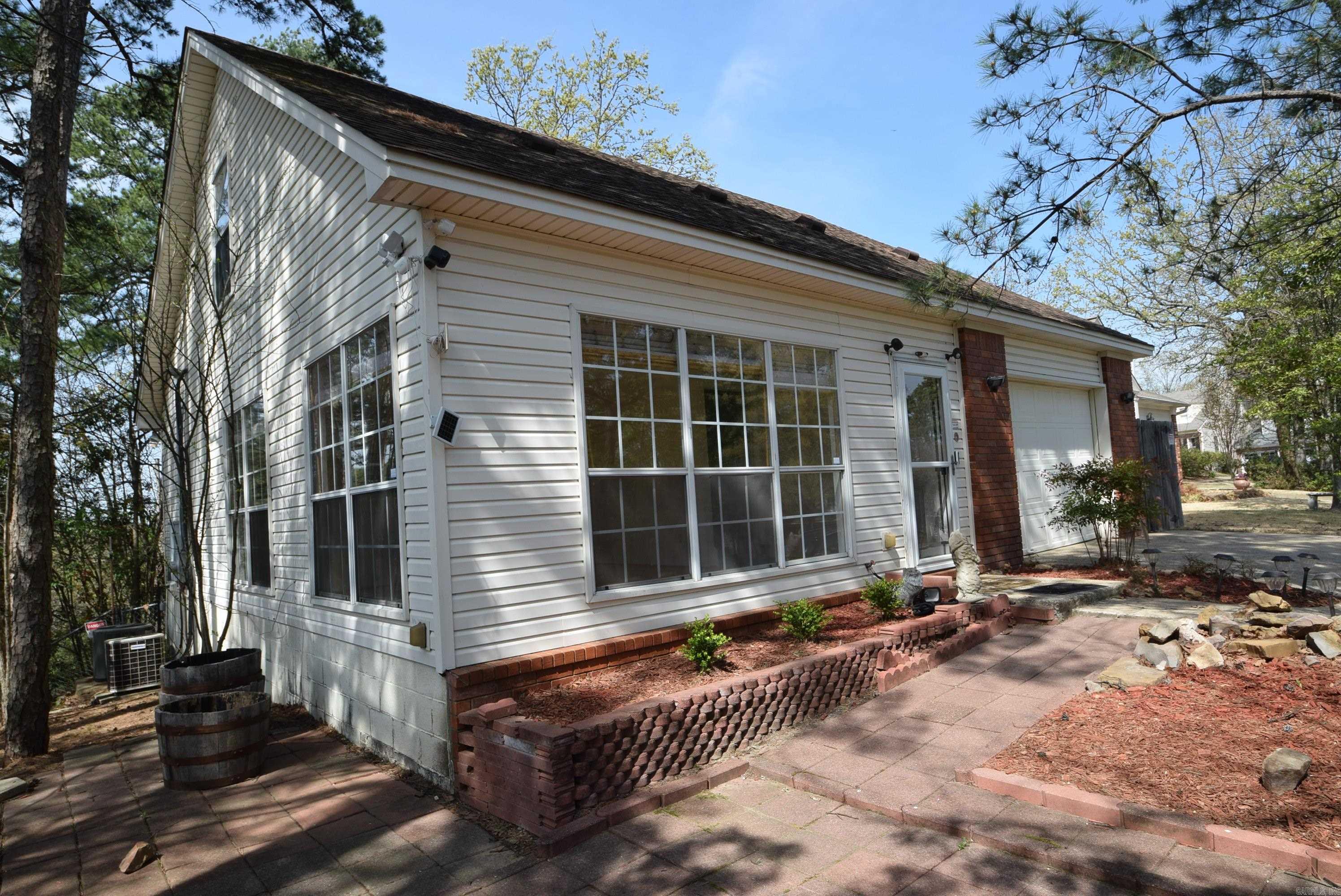 2 Cedar Branch Court Little Rock, AR 72223