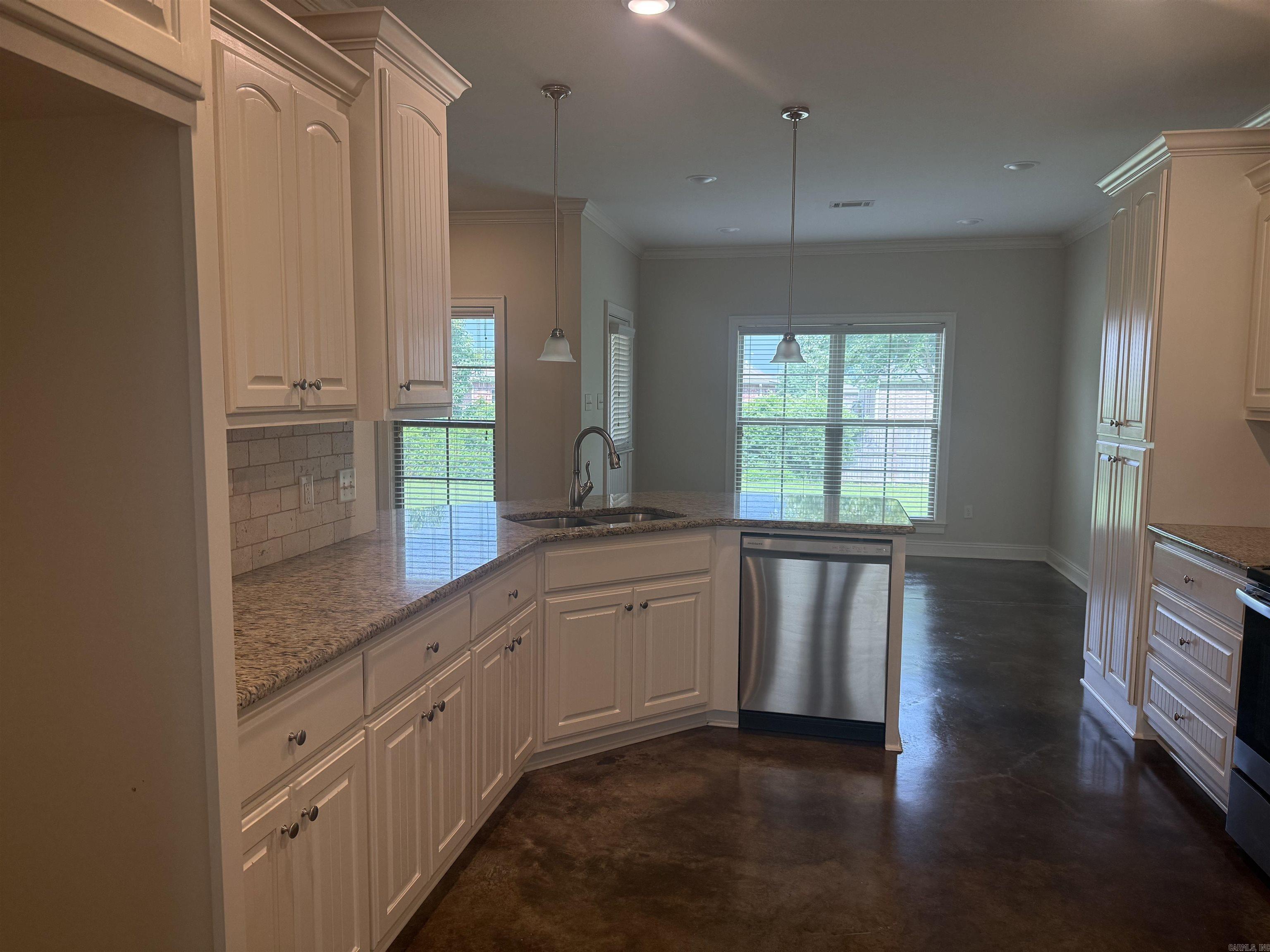 1720 JOSH  Conway, AR