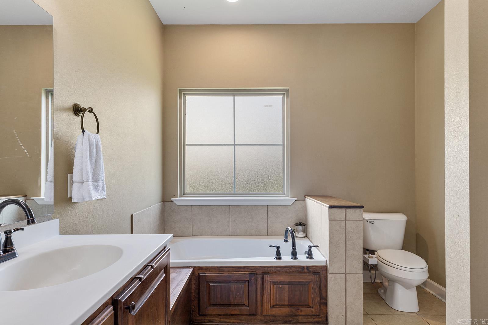 24 Clover Ridge  Vilonia, AR