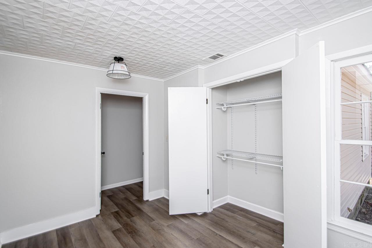 1003 W Lee  Sherwood, AR