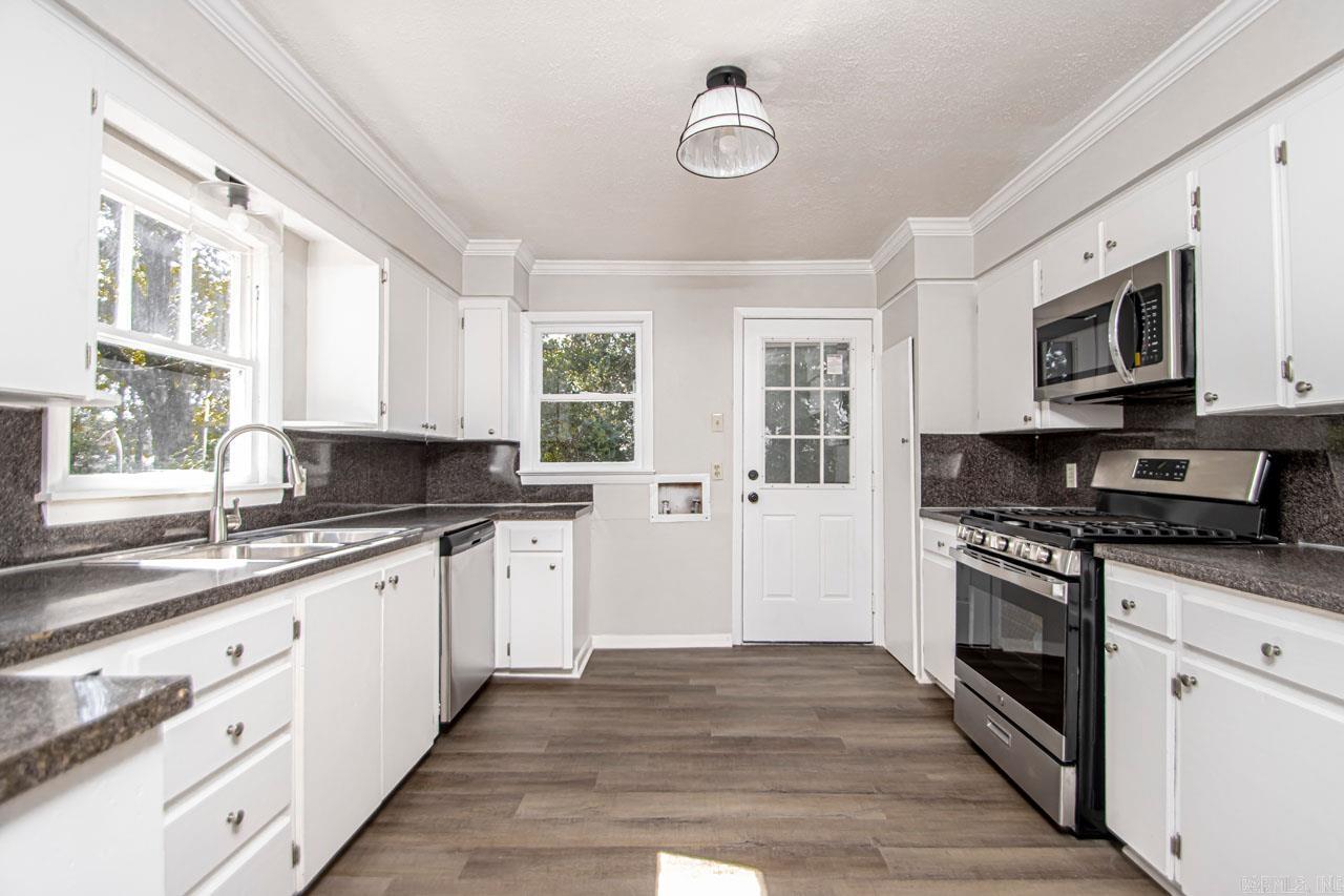 1003 W Lee  Sherwood, AR