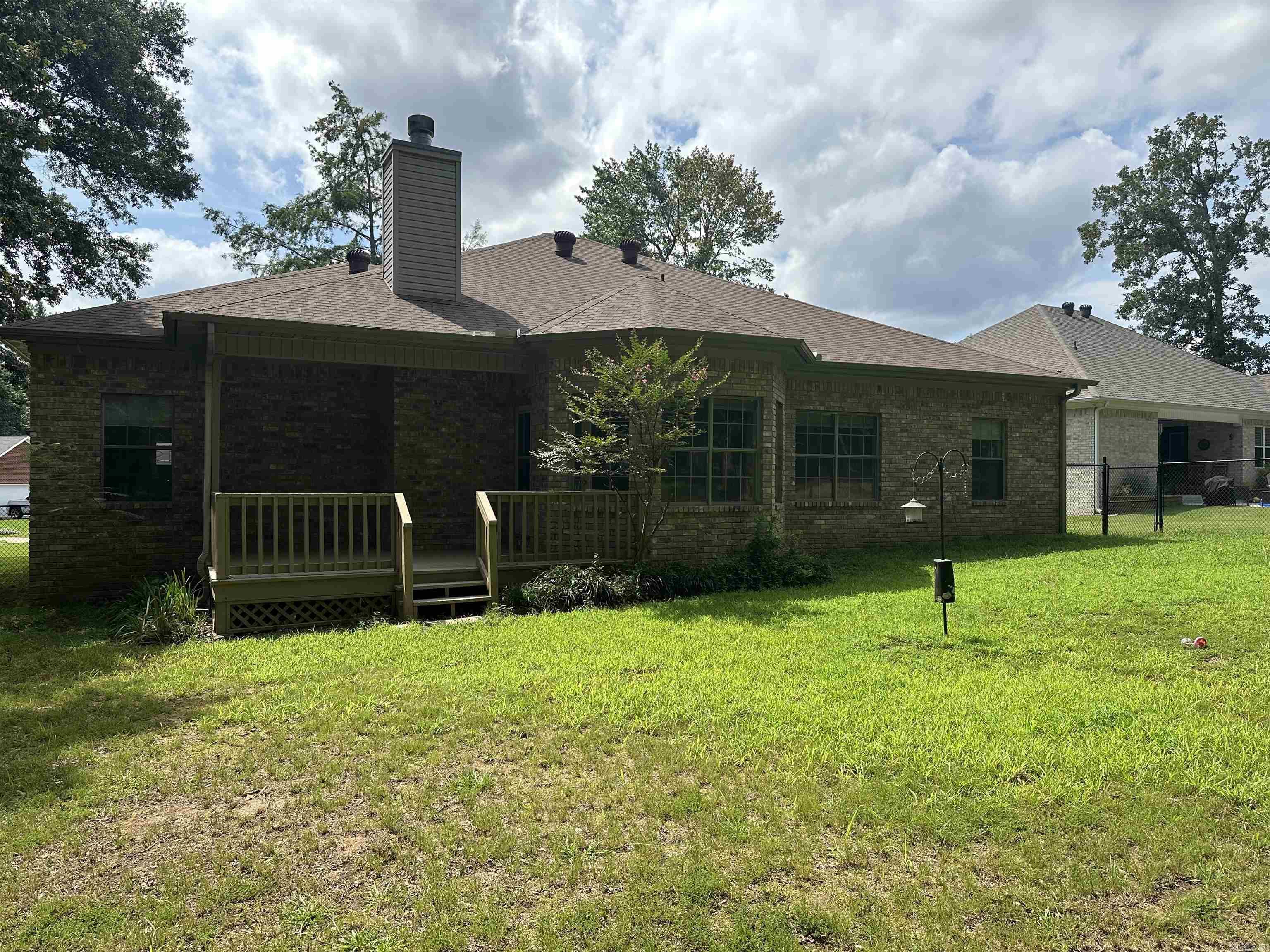 302 Fairoaks  Jacksonville, AR