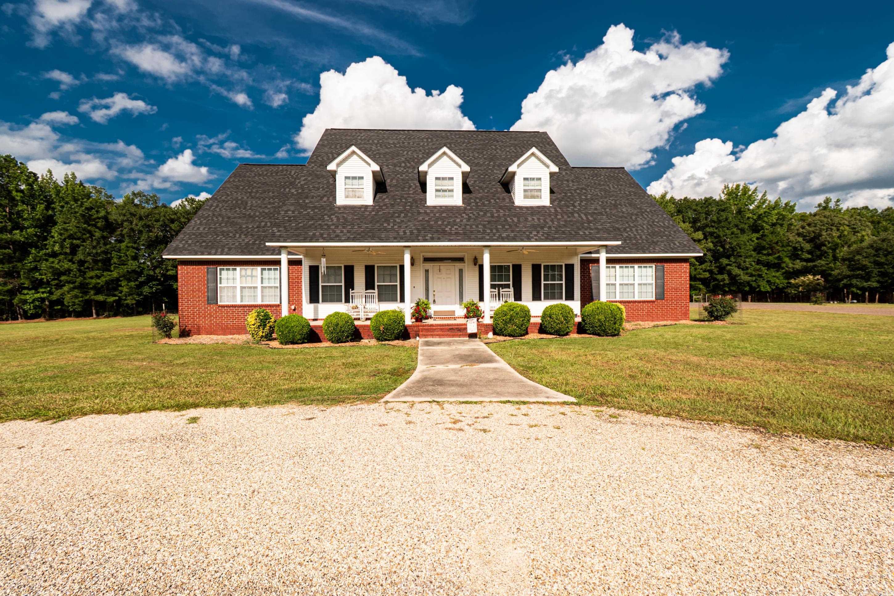 1782 E AR 274 Hwy.  Hampton, AR