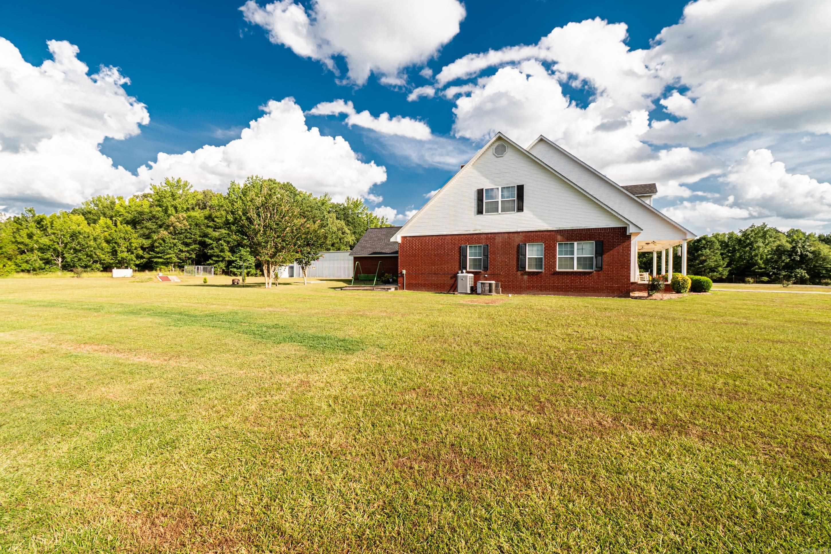 1782 E AR 274 Hwy.  Hampton, AR