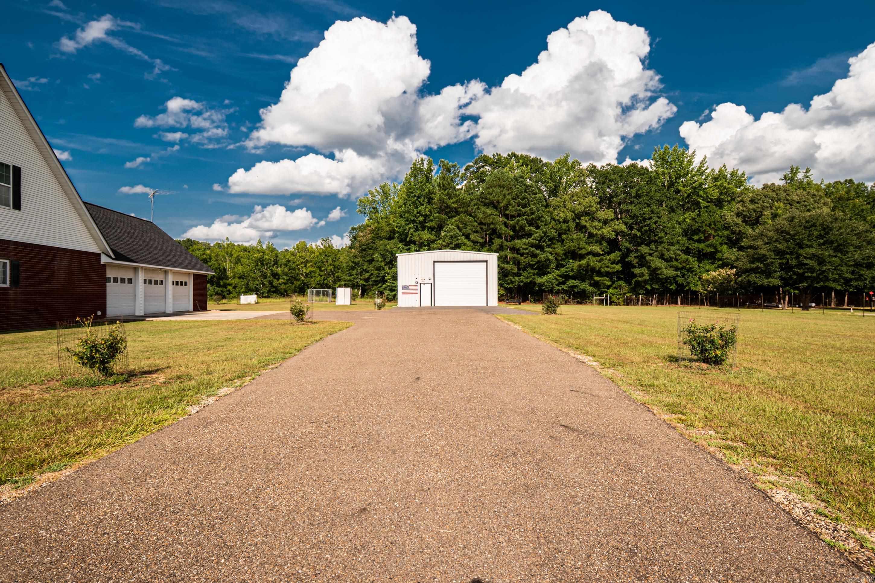 1782 E AR 274 Hwy.  Hampton, AR